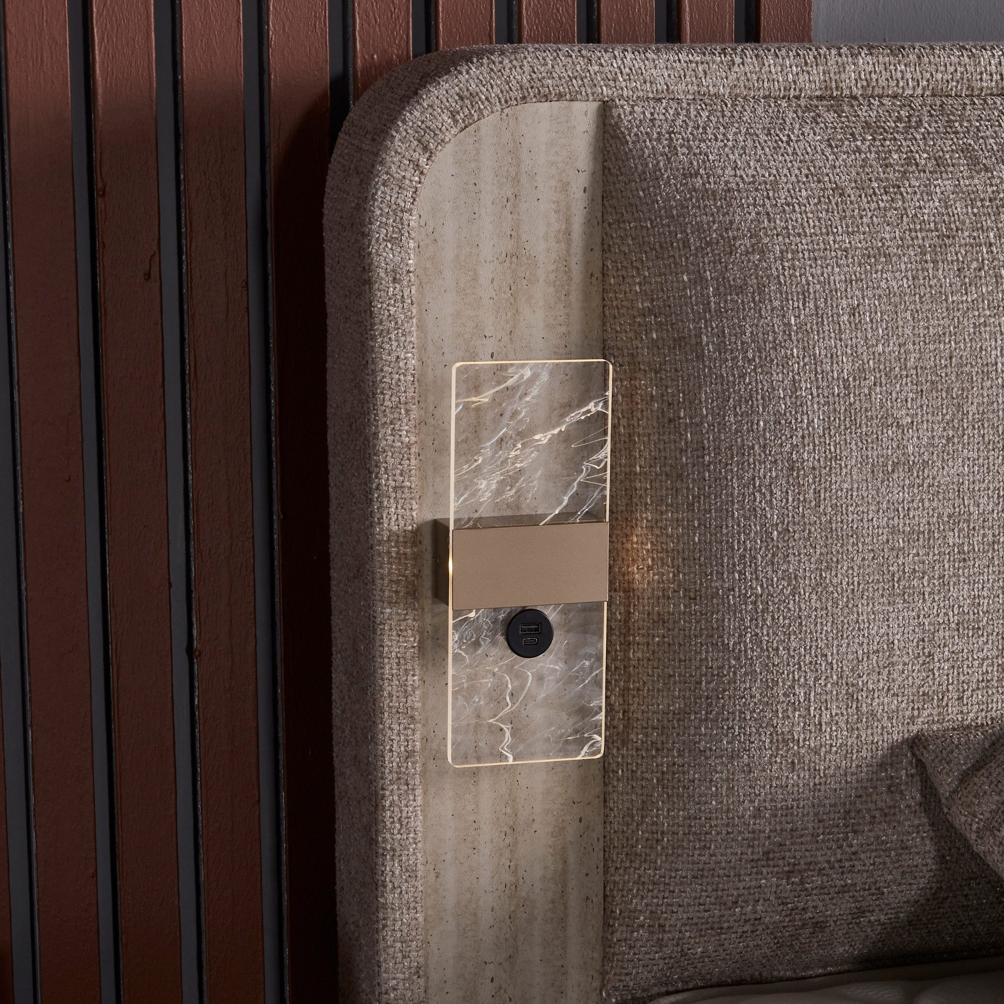gowoll Boxspringbett mit Matratze LED USB Bett Stauraumbett mit Betkasten inkl. Lieferung (Boxspringbett Set), inklusive Matratze