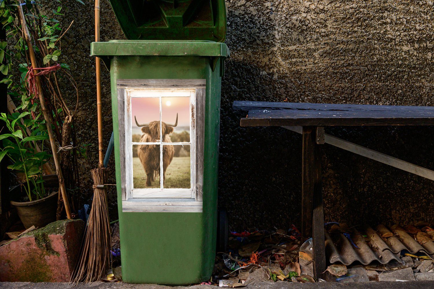 Highlander - Fenster Container, Wandsticker Sticker, Ansicht MuchoWow St), Mülleimer-aufkleber, Mülltonne, Abfalbehälter Schottischer - (1