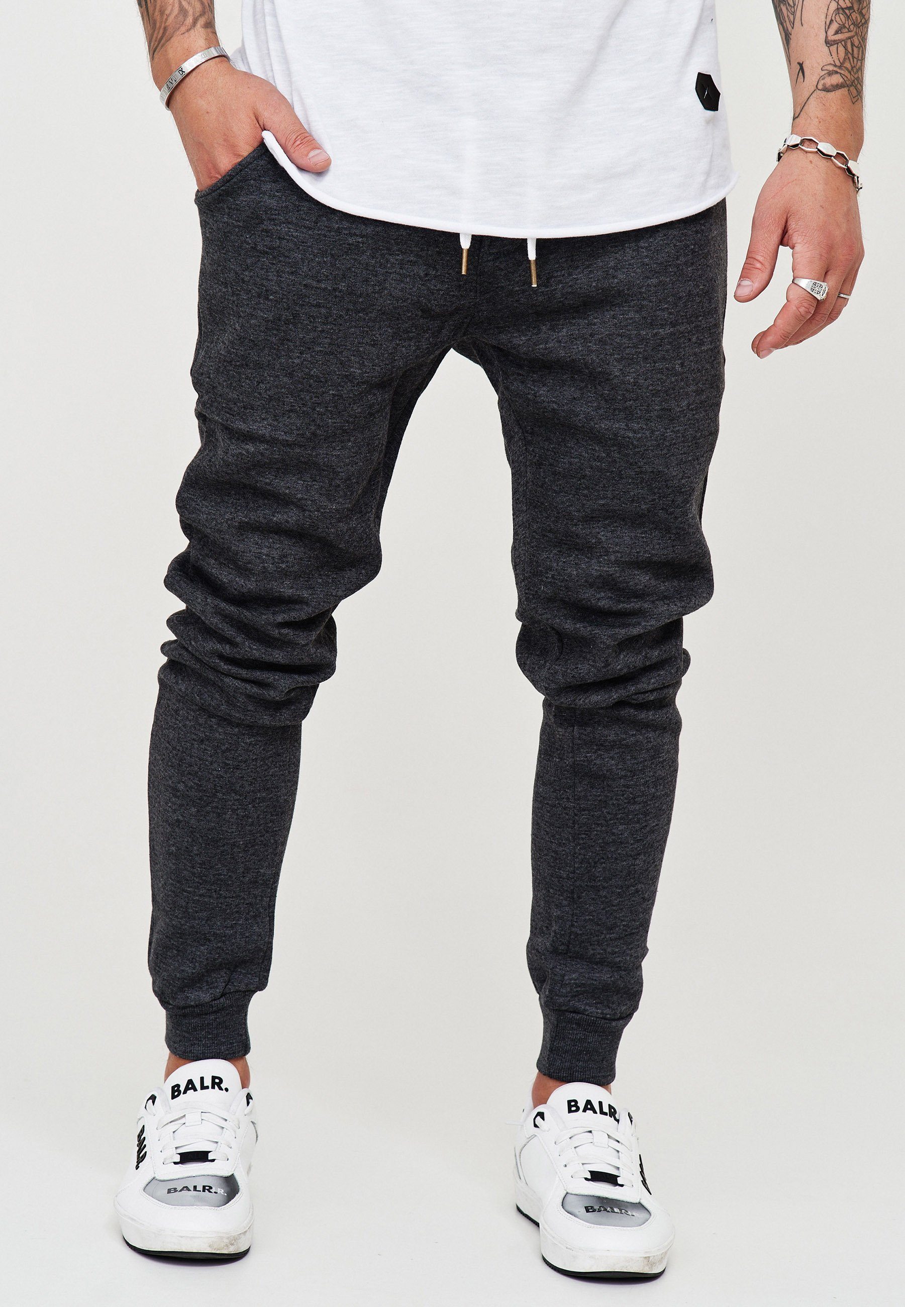 behype Sweathose JOGGERY im modernen Slim Fit-Schnitt – Bild 4 von 5