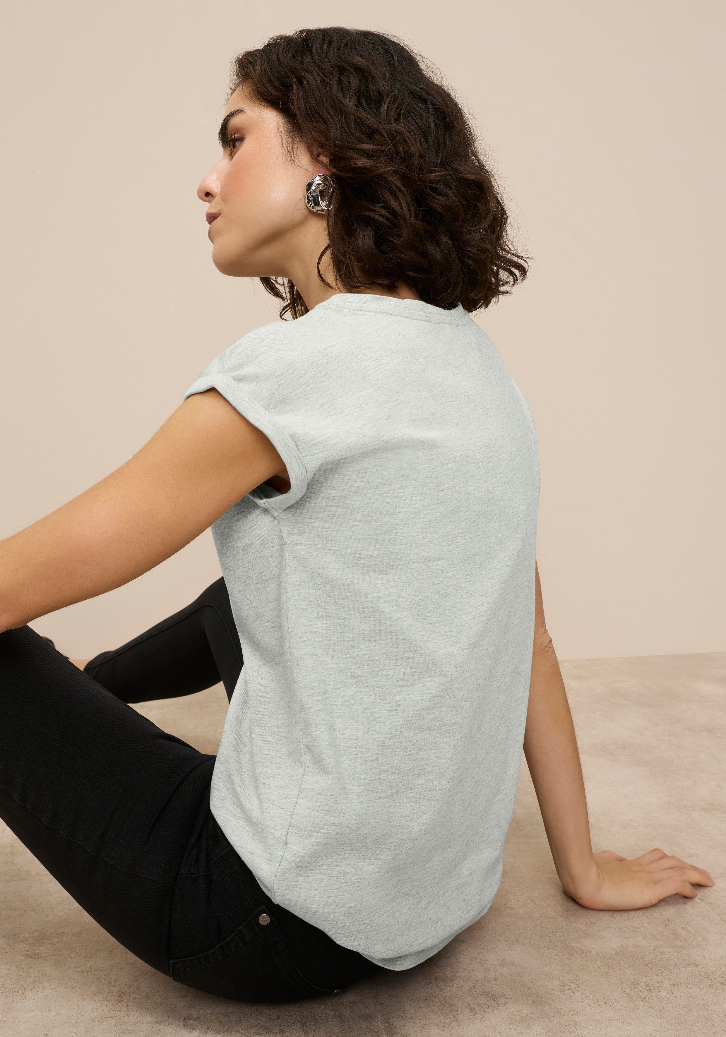 Tamaris T-Shirt Regular Fit, mit überlappenden Schultern, Kurzarm mit Aufschlag