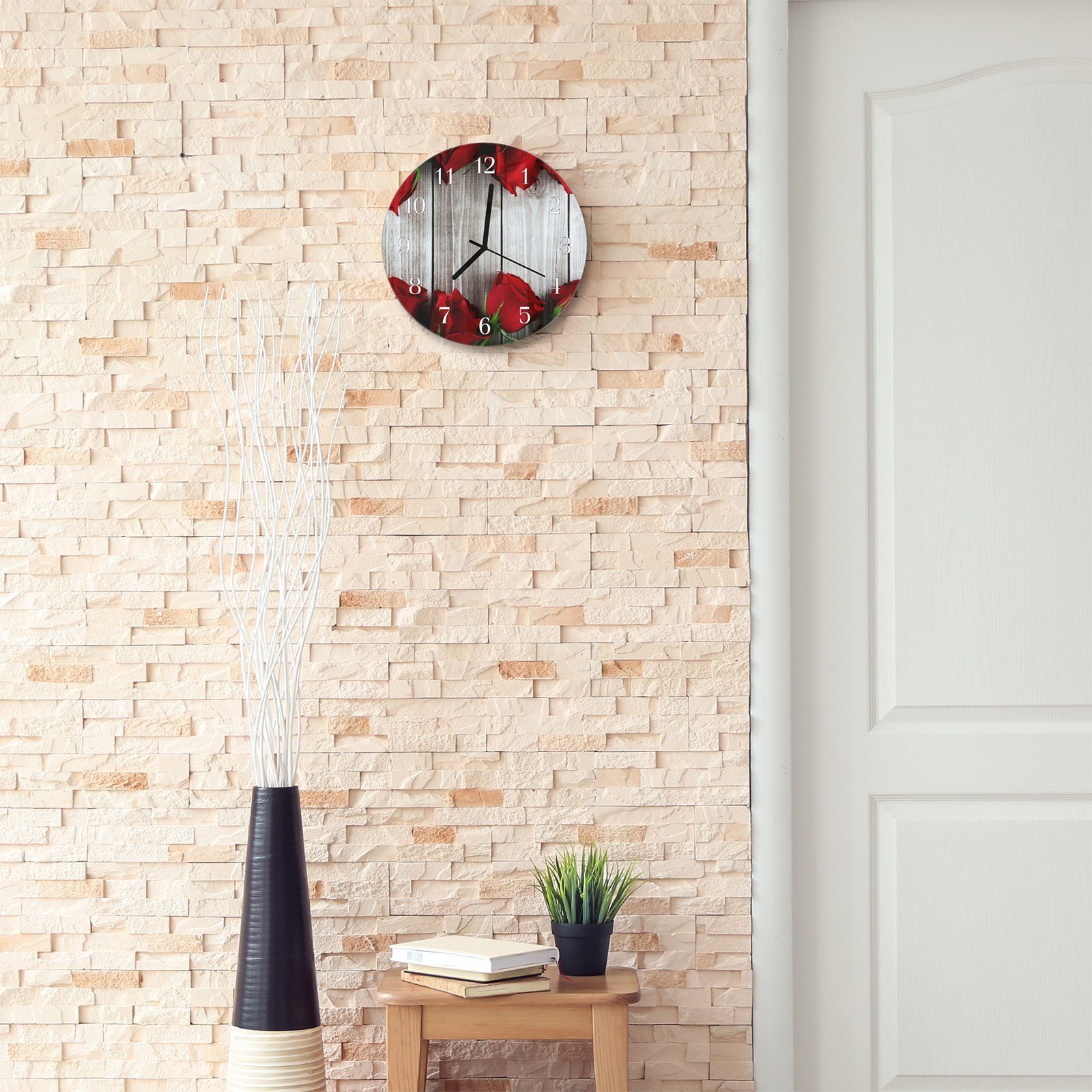Primedeco Wanduhr Wanduhr aus Glas Rund 30 Quarzuhrwerk cm mit und Durchmesser Holz Rosen - auf mit Motiv