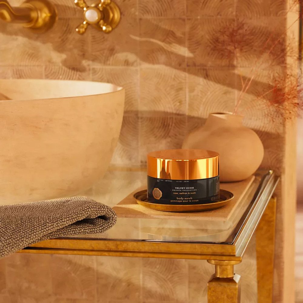 Rituals Körperpeeling Rituals Velvet Oudh Body Scrub 250g, Peeling für geschmeidige und weiche Haut