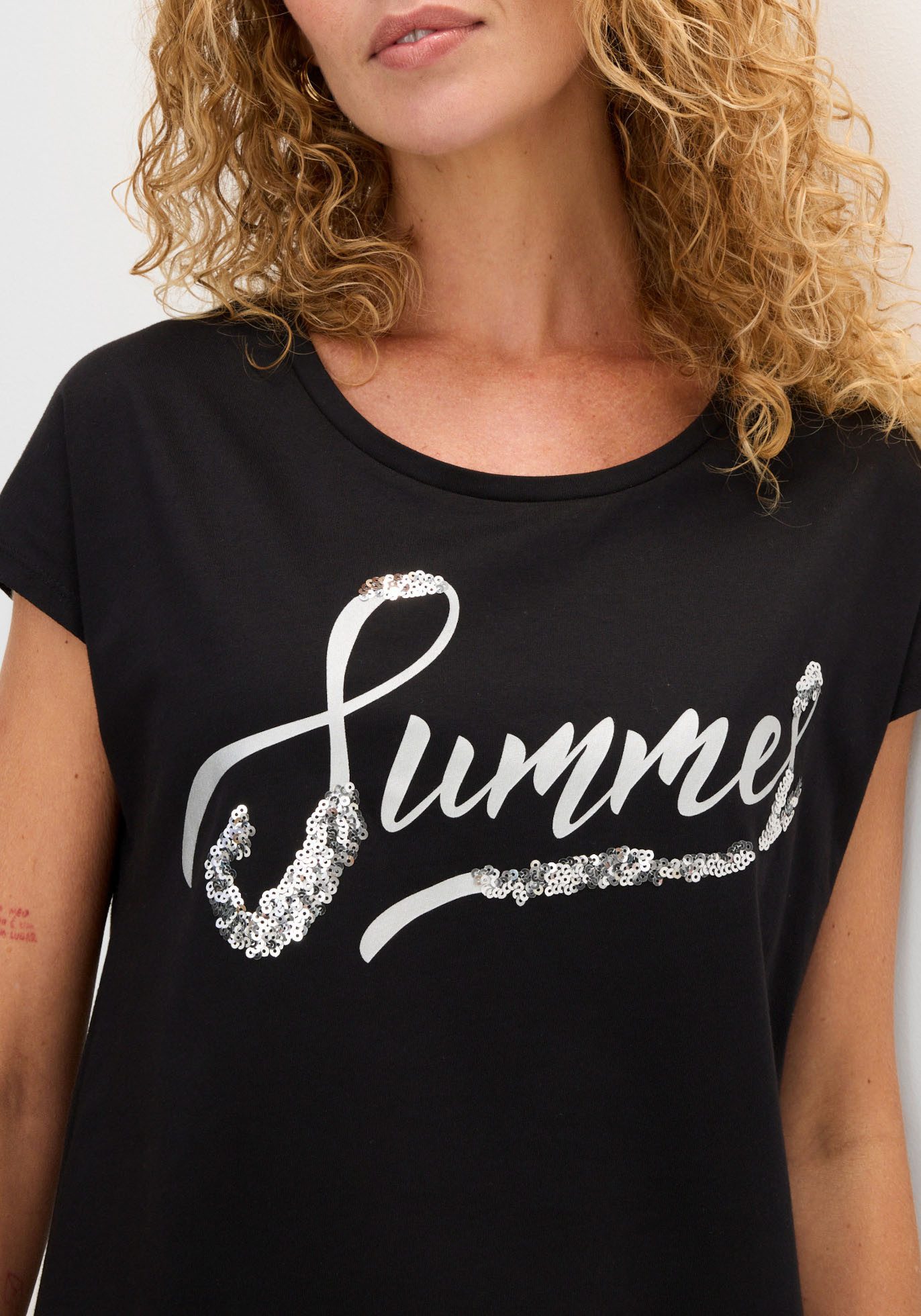 bonprix T-Shirt lockere Passform, Kurzarm, aus Baumwolle