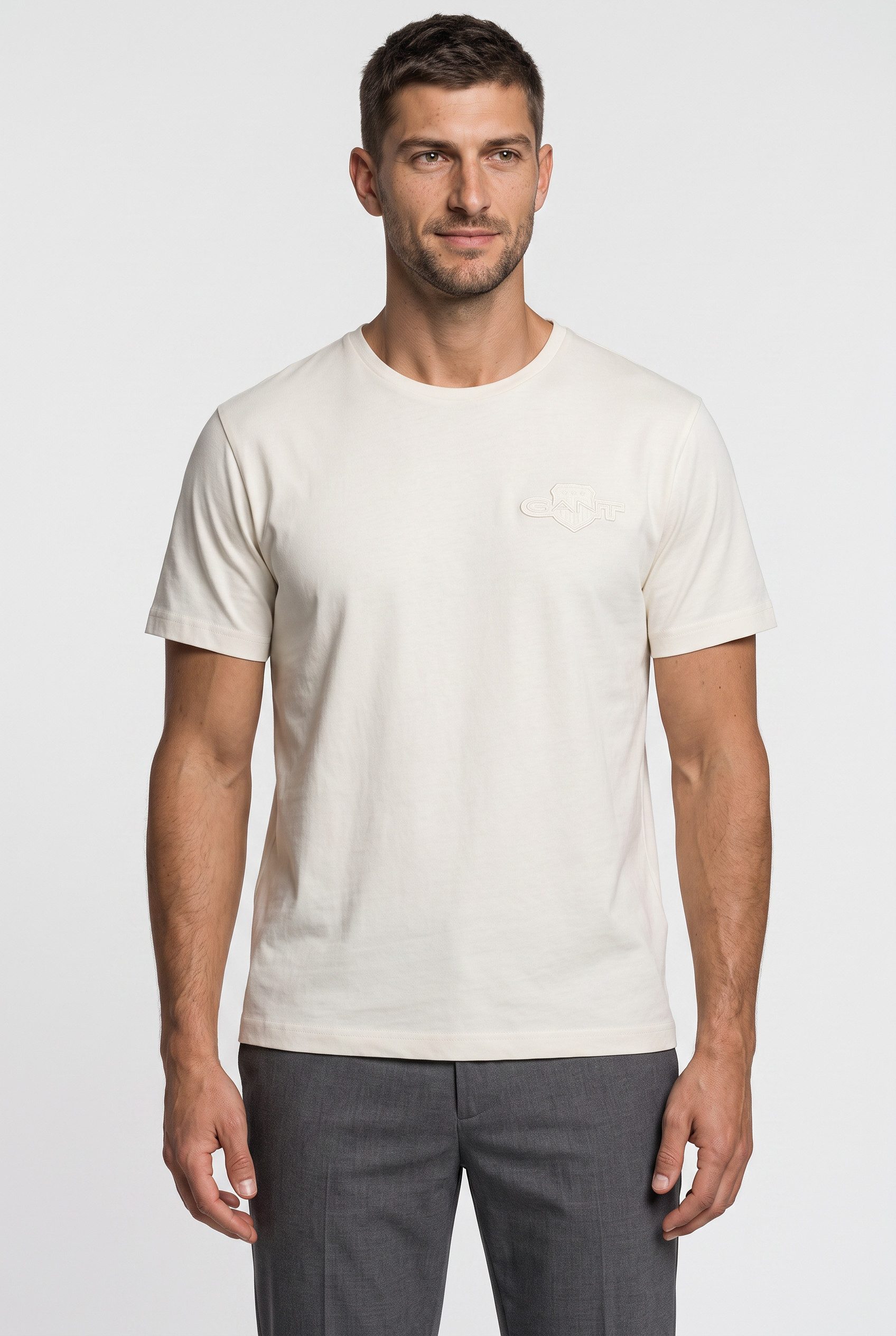 Gant T-Shirt REG TONAL SHIELD SS T-SHIRT Stickerei, Rundhals, regular fit