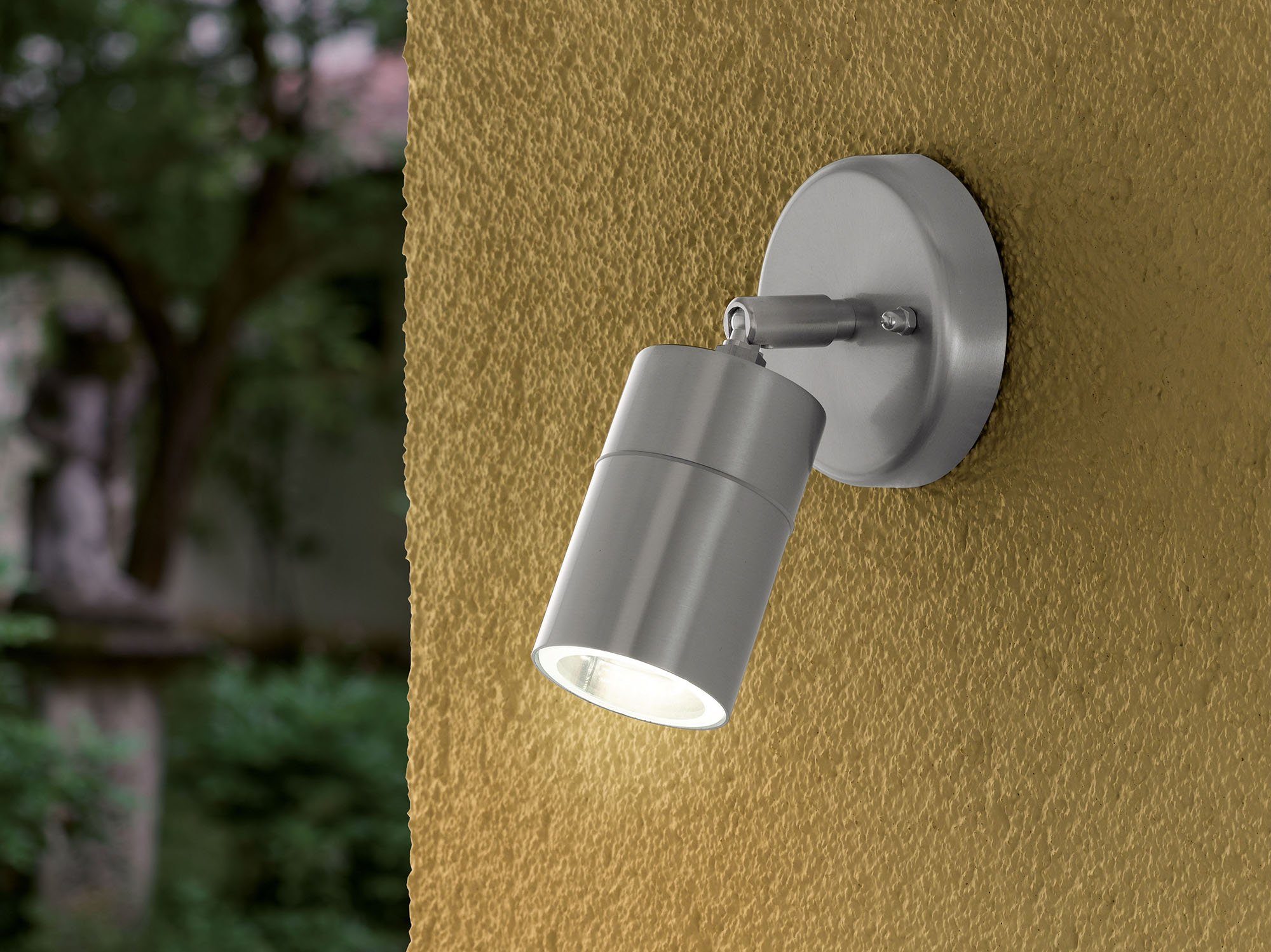 EGLO LED Außen-Wandleuchte STOCKHOLM1 Spot, Wandspot, Außenleuchte, Eddelstahl, silber, IP44, LED wechselbar, Warmweiß, Eckmontage möglich, GU10, Garten, Terras – Bild 2 von 5