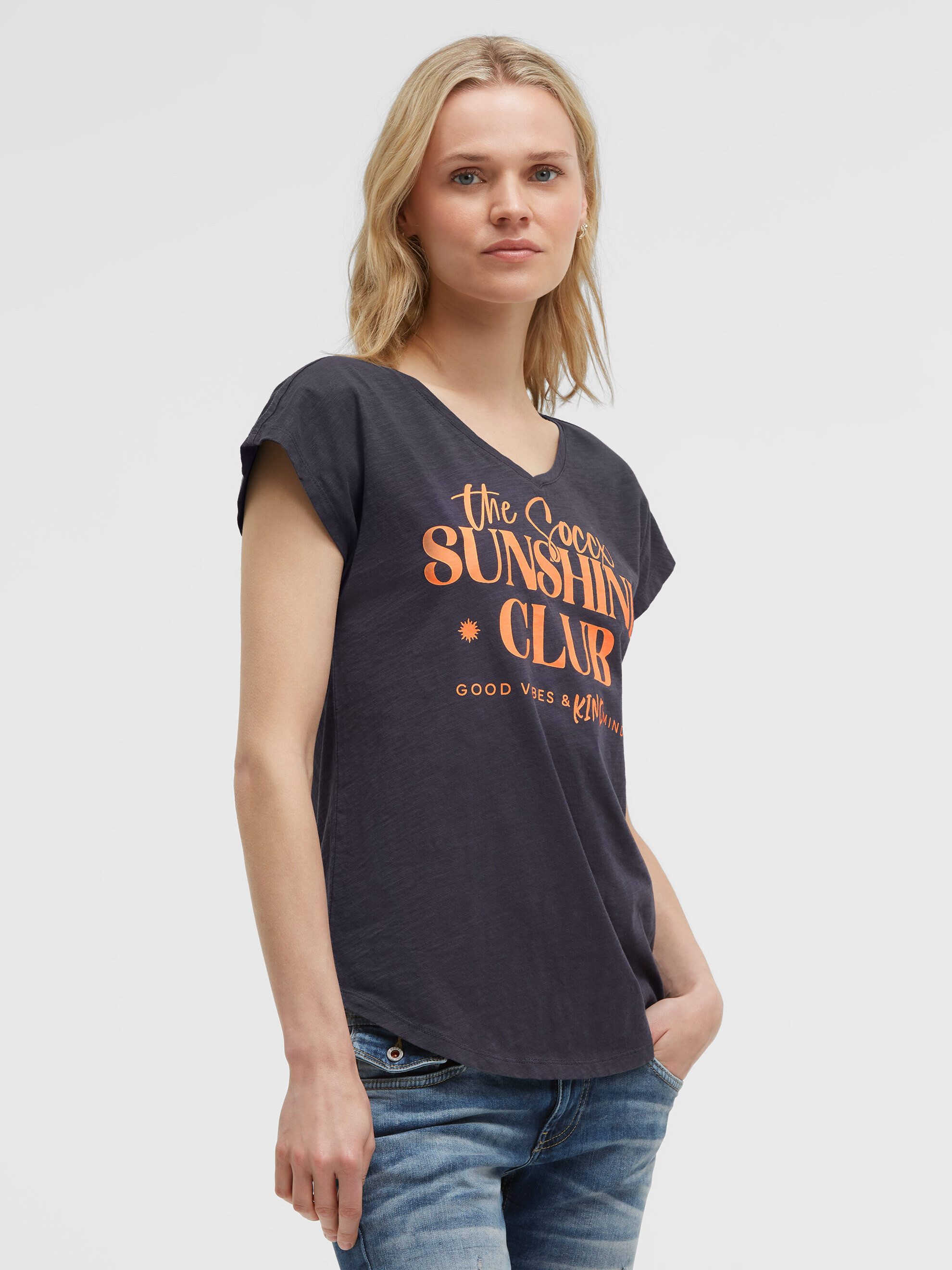 SOCCX V-Shirt mit überschnittener Schulter