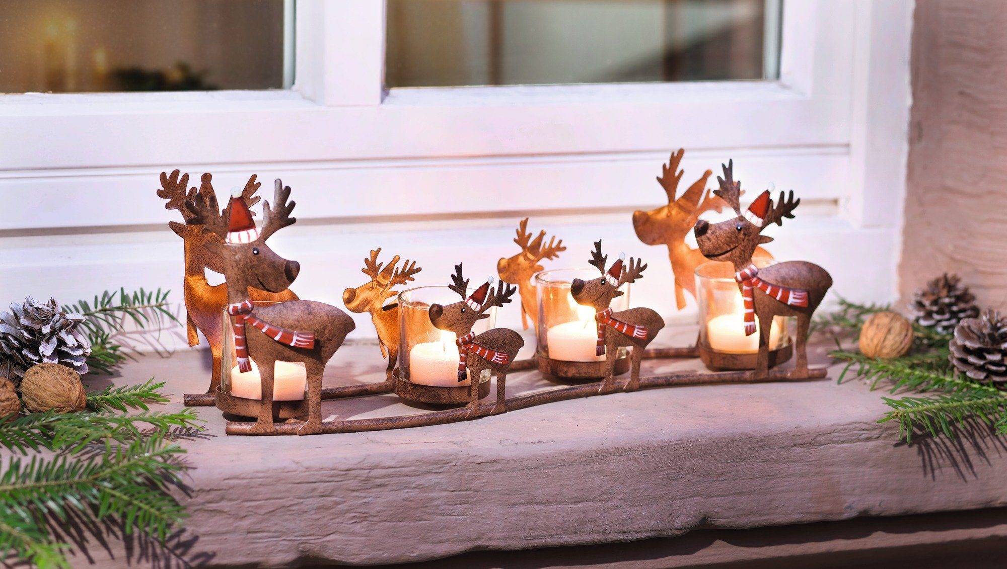 Dekoleidenschaft Windlicht "Rentier Familie" aus Metall mit 4  Teelichtgläsern, Weihnachtsdeko, Windlichtgläser, Kerzengläser,  Teelichthalter, Tischdeko, Kerzenhalter