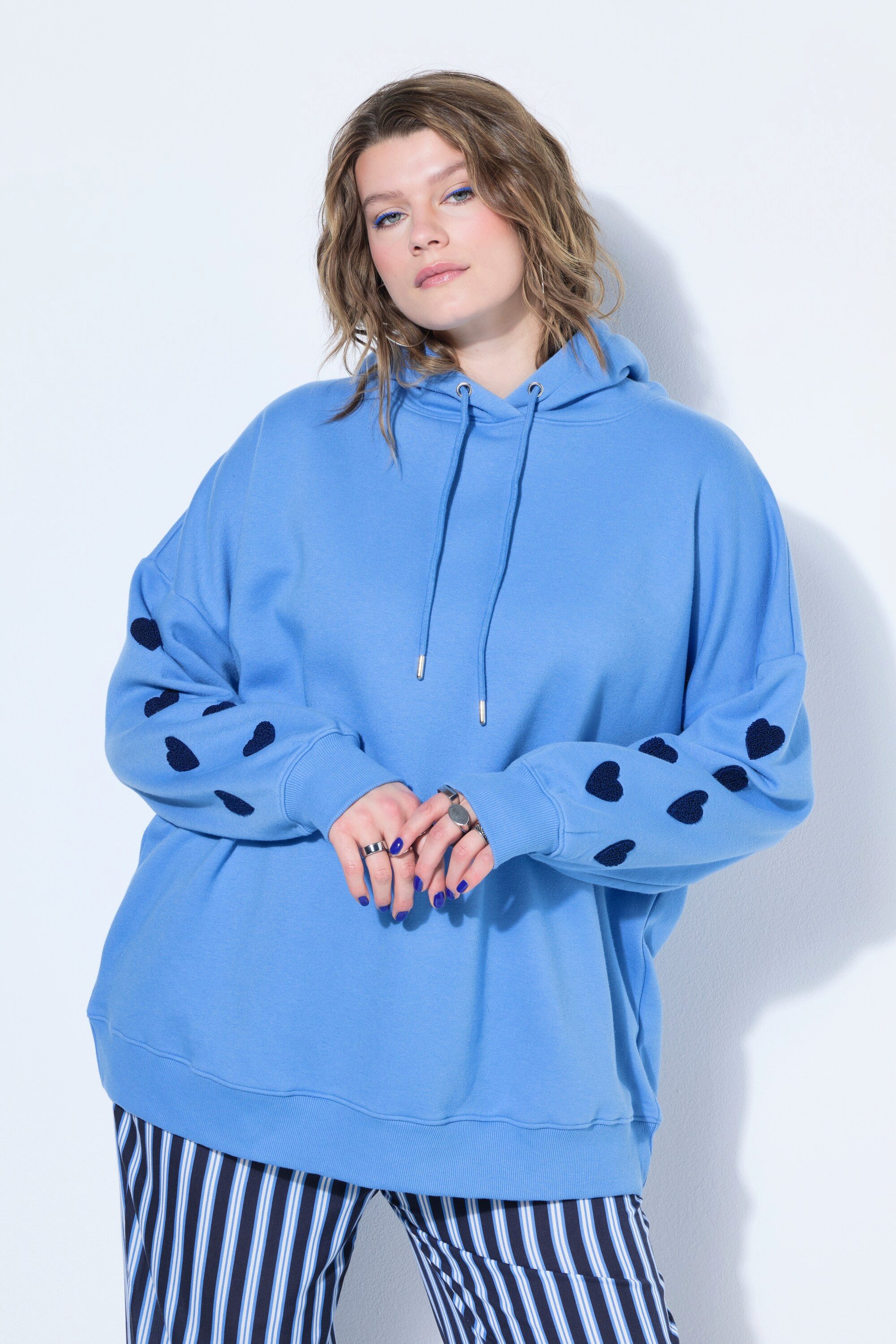 Studio Untold Sweatshirt Hoodie oversized Sweat Kapuze Ärmel-Hearts