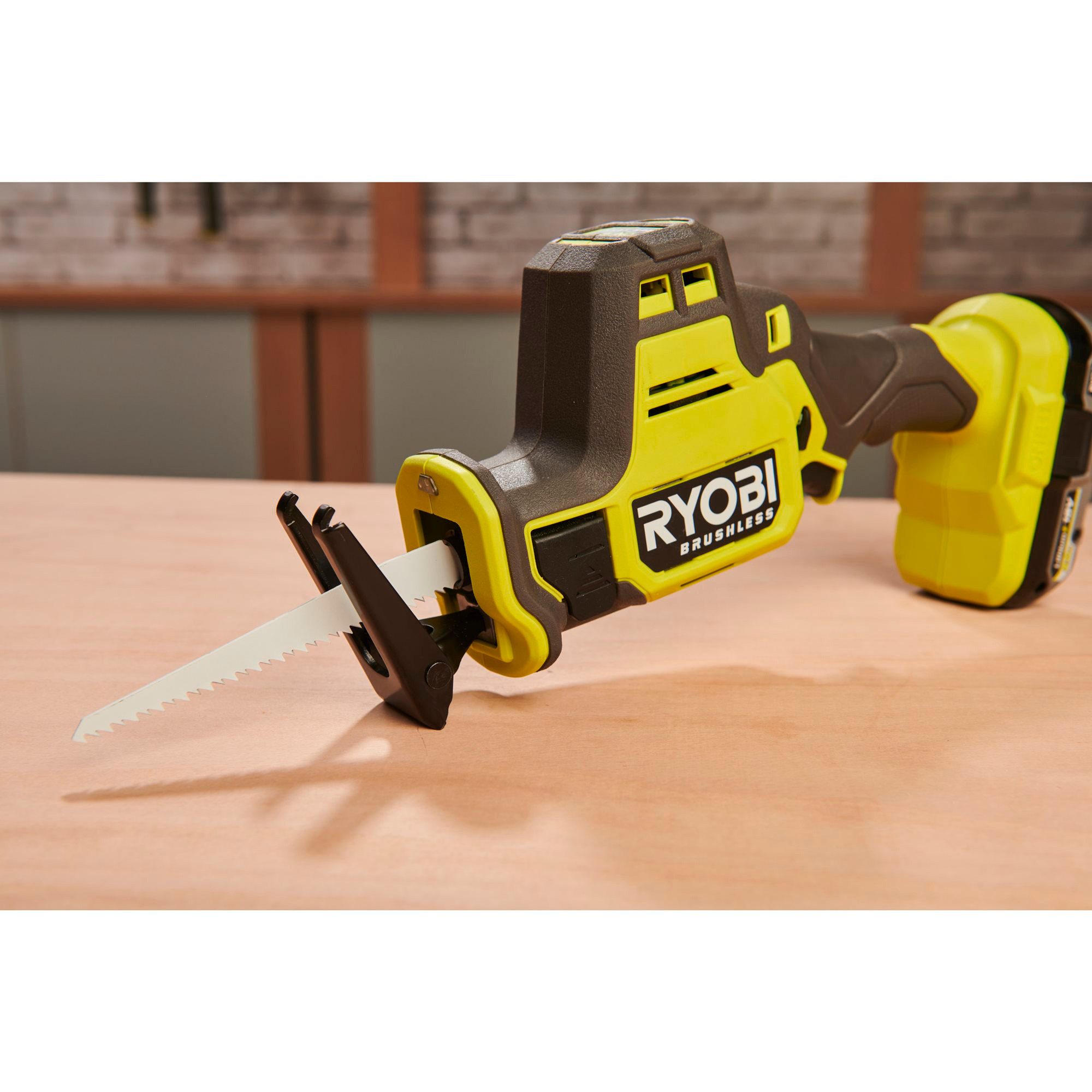 RYOBI Säbelsäge Ryobi ONE+ Brushless Akku-Säbelsäge RRS18CBL-0