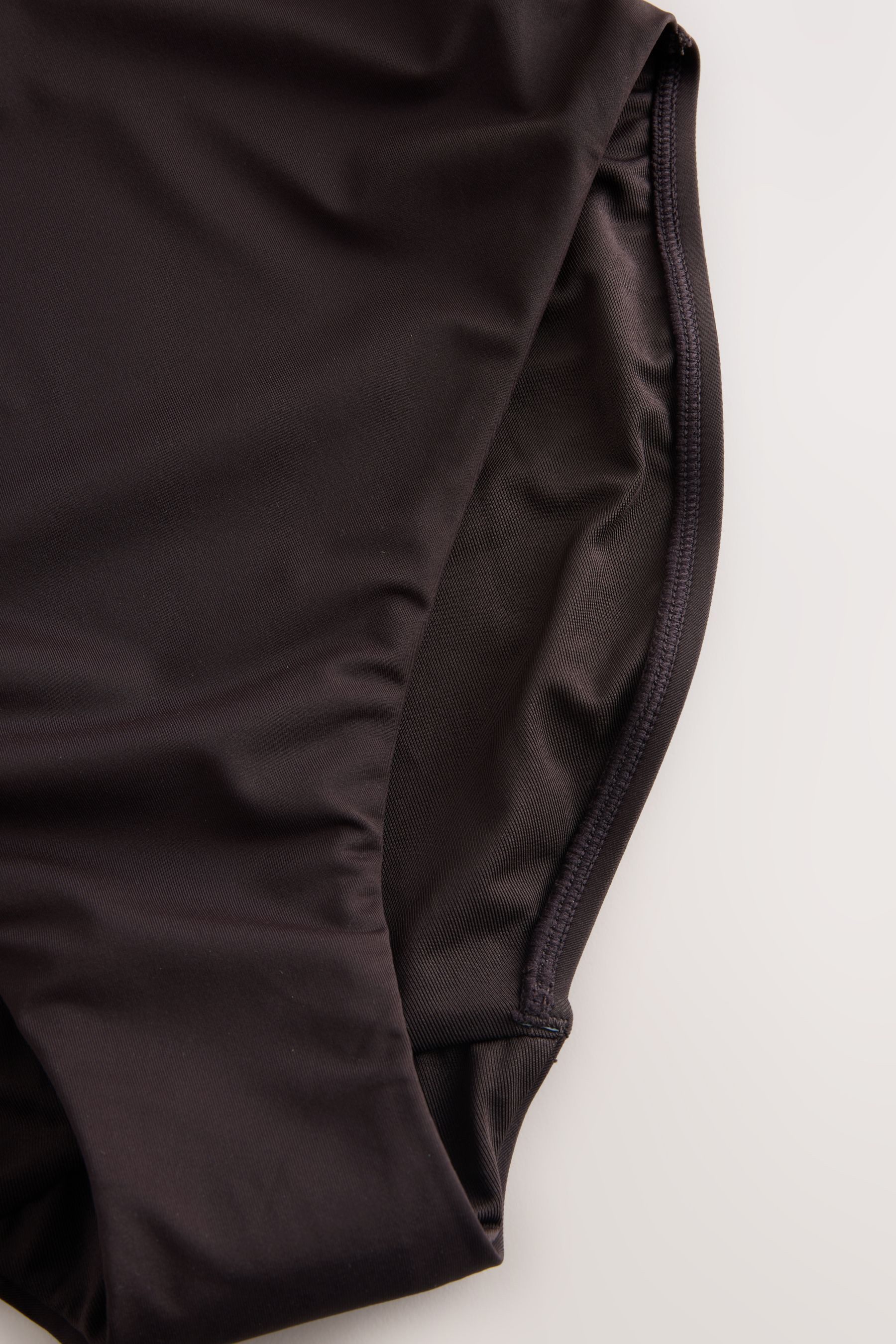 Next Badeanzug Figurformender Badeanzug mit Bügel Dekolleté DD+ (1-St) günstig online kaufen