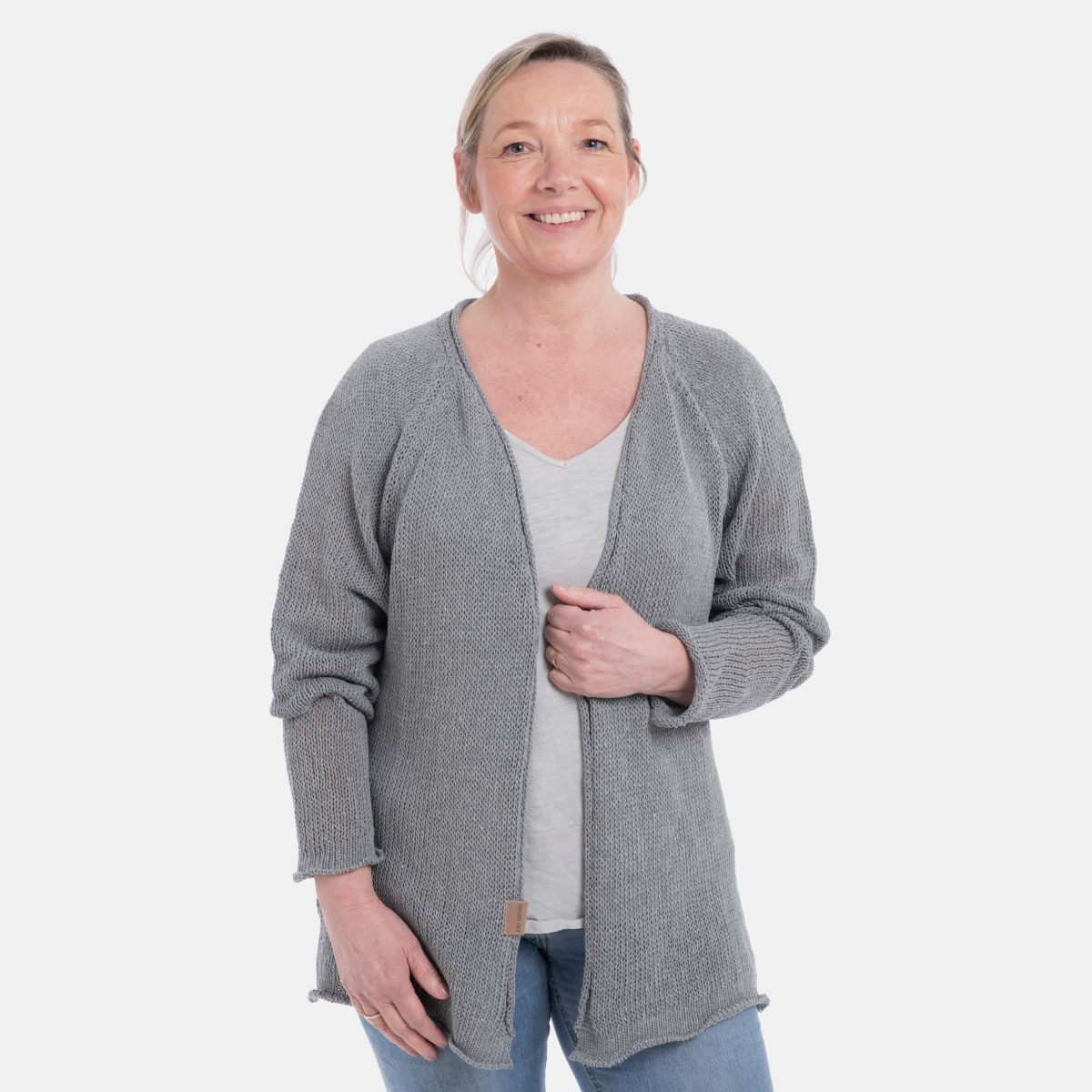 Knit Factory Strickjacke Jasmin Kurze Strickjacke Grau 36/38 (1-tlg) Jacke Strickjacke warme Jacke