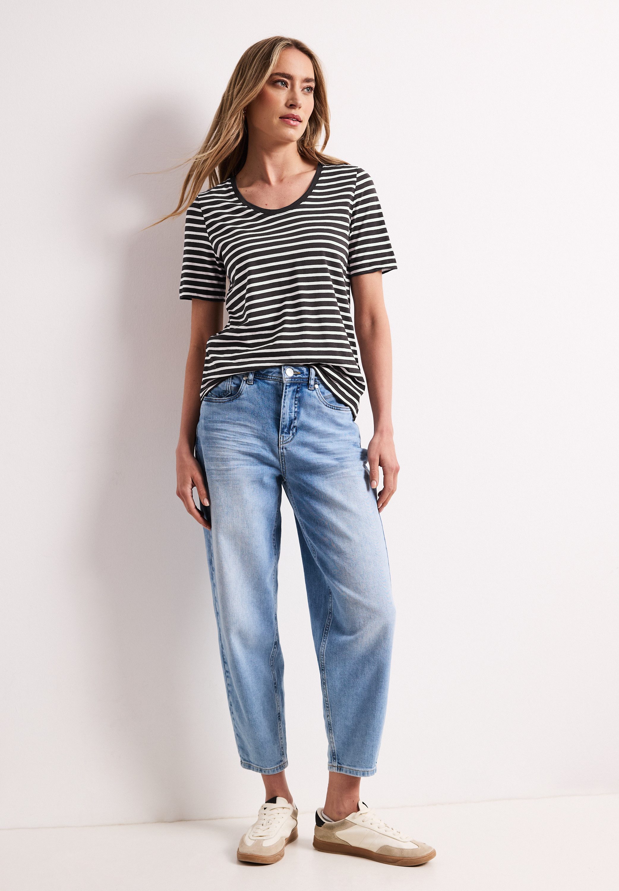 STREET ONE T-Shirt mit abgerundetem V-Ausschnitt – Bild 3 von 5