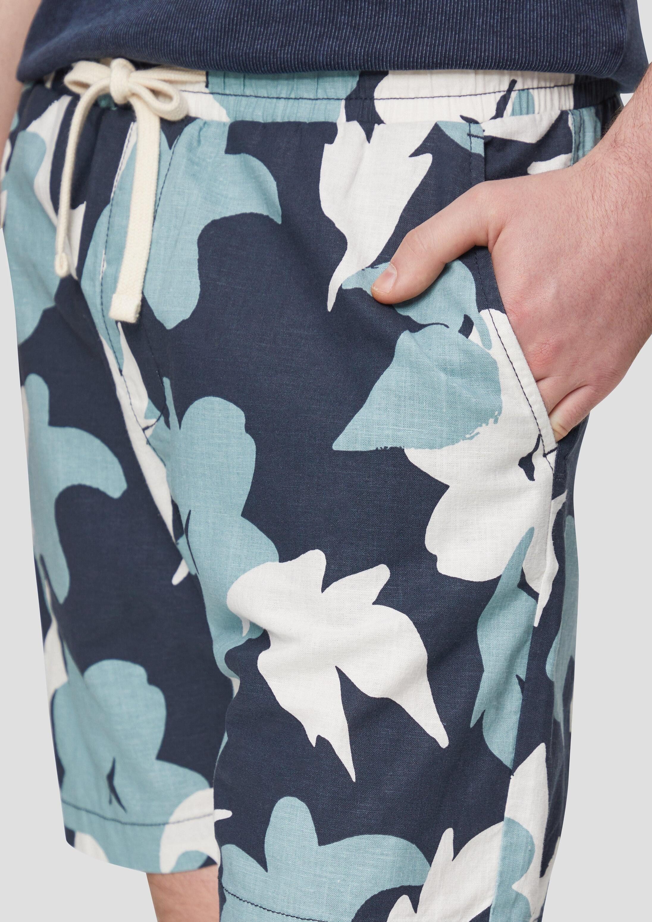 QS Shorts Hose Shorts mit All-over-Print und elastischem Bund