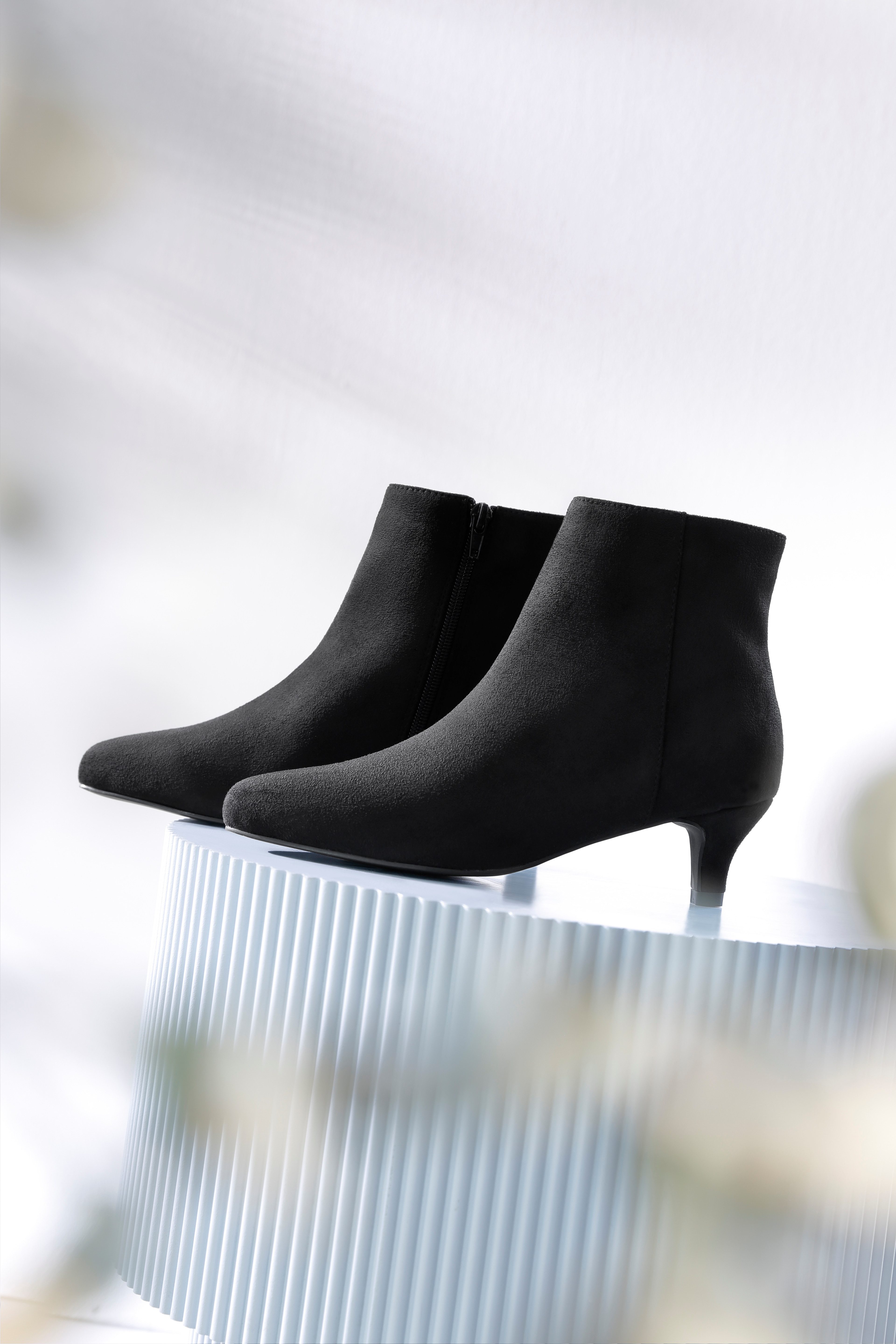 Aniston SHOES Stiefelette, Reißverschluss-Ankelboots, Trichterabsatz - günstig online kaufen