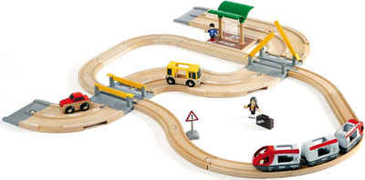 BRIO® Spielzeug-Eisenbahn »BRIO® WORLD, Straßen & Schienen Reisezug Set«, FSC®- schützt Wald - weltweit