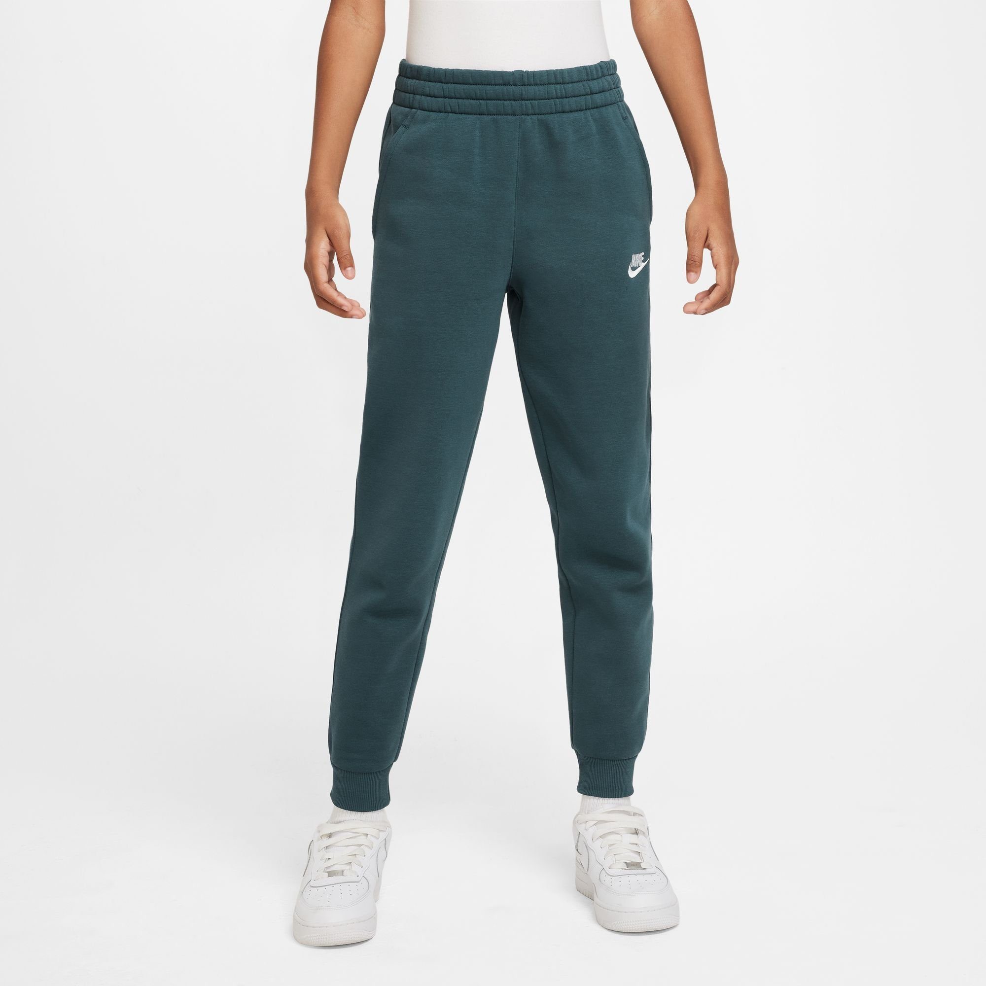 Nike FLEECE KIDS' PANTS CLUB JOGGER Jogginghose BIG JUNGLE/WHITE DEEP Sportswear