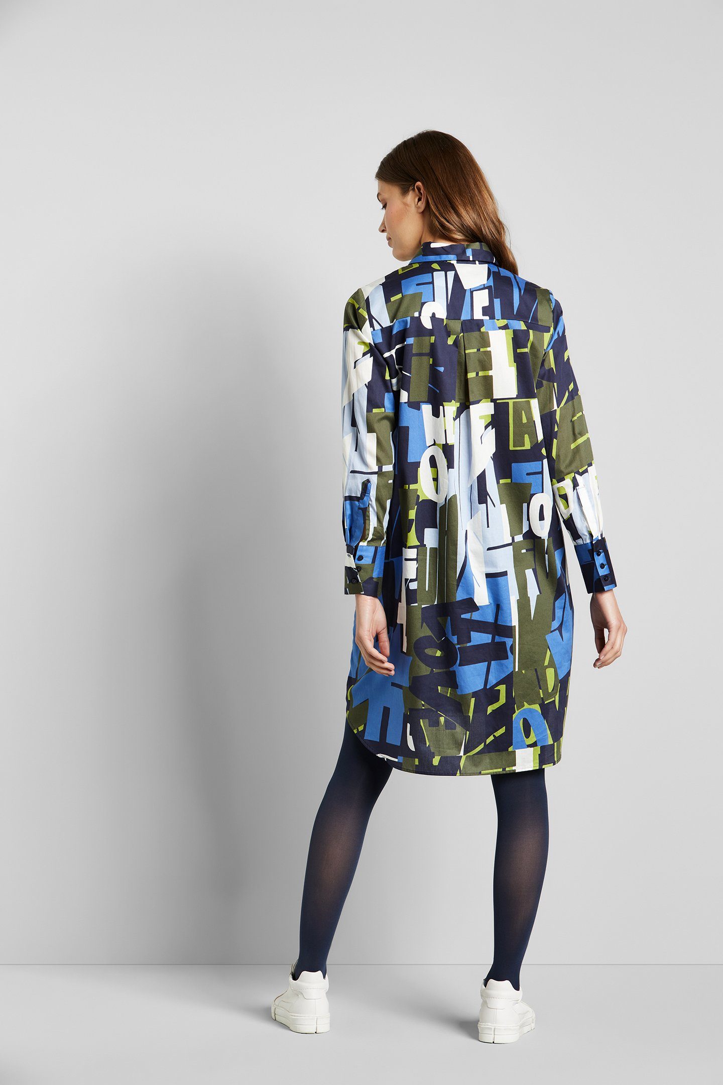 Allover Buchstaben-Print bugatti Hemdblusenkleid mit