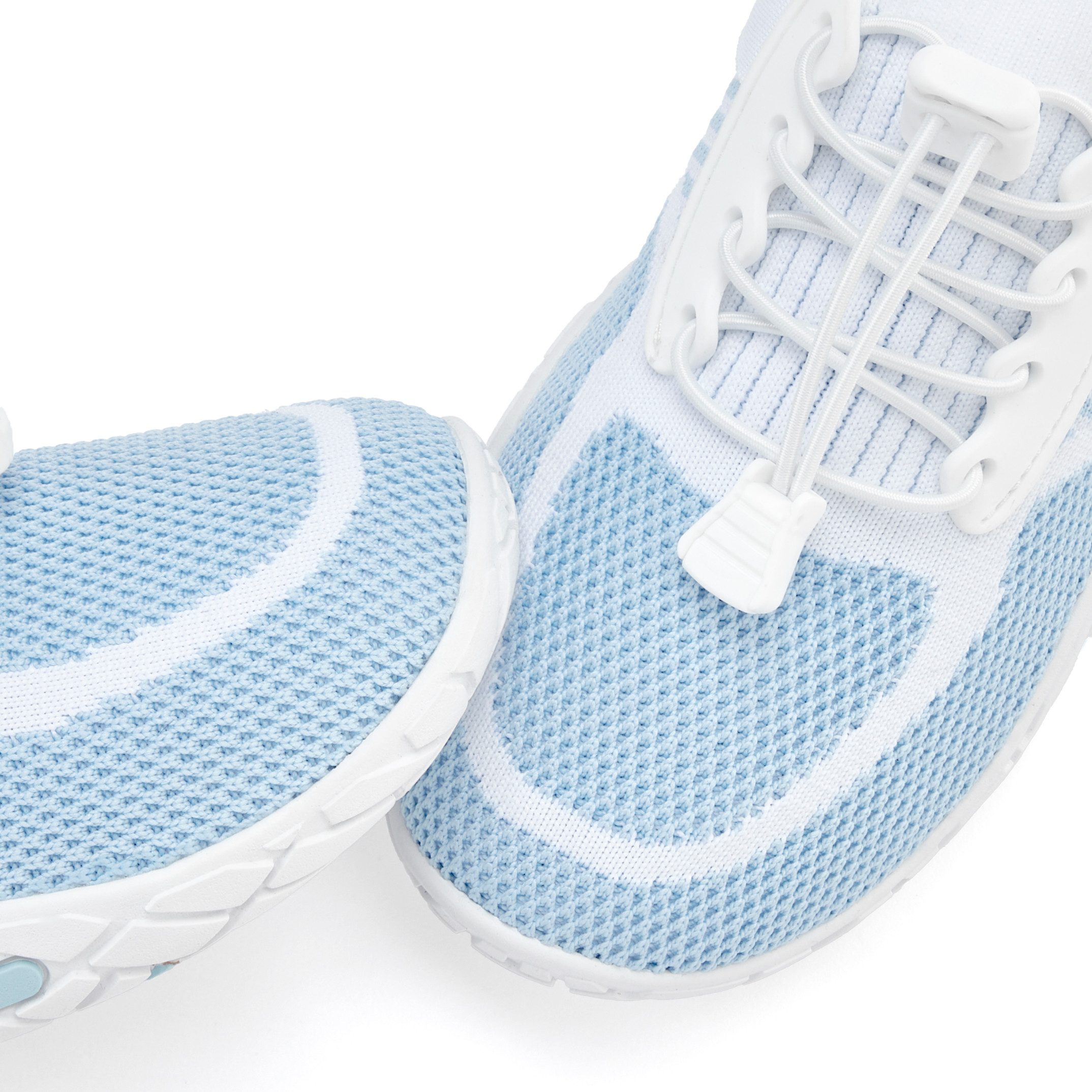LASCANA Slip-On-Sneaker, Sneaker Freizeitschuh, Halbschuh superleicht, flache flexible Sohle VEGAN