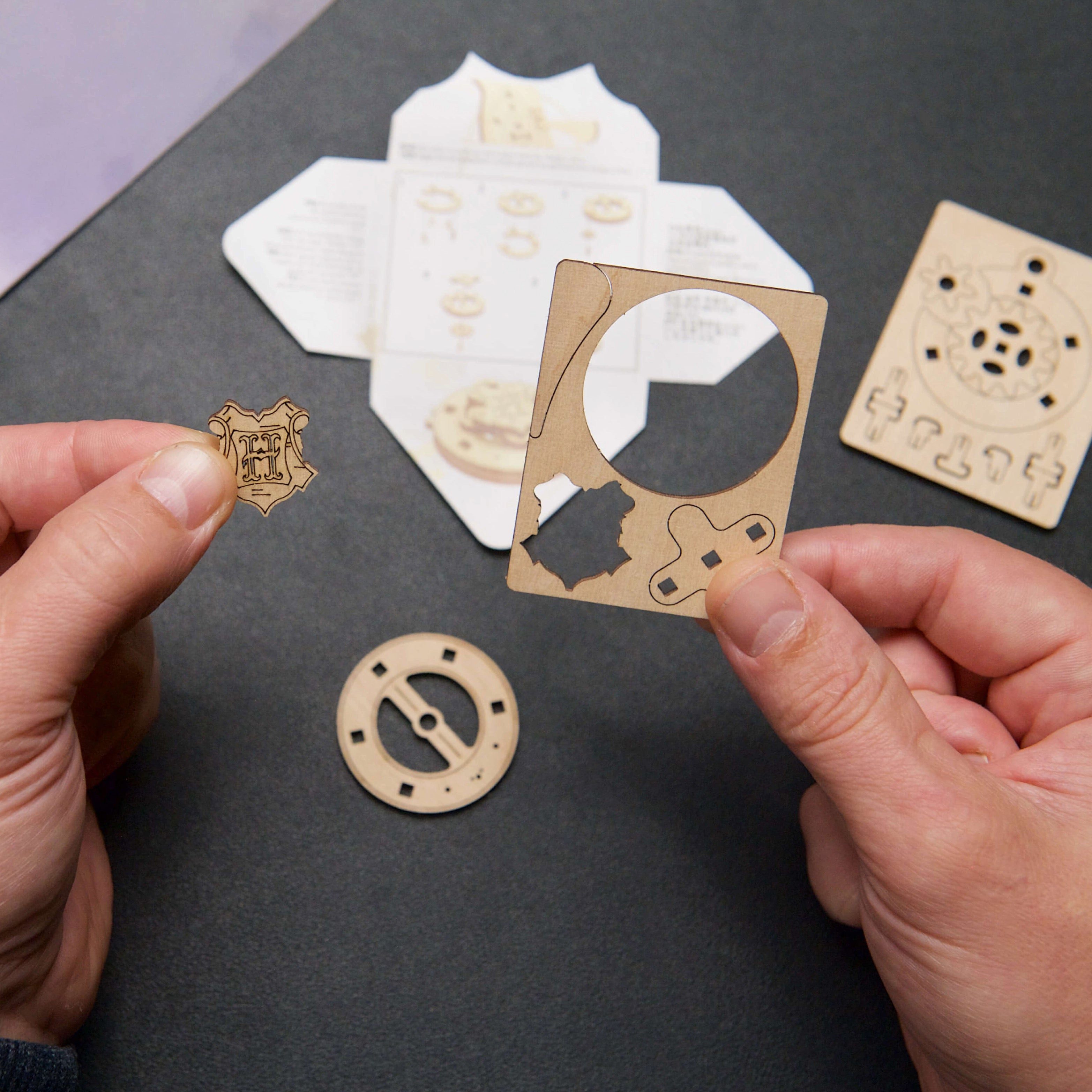 UGEARS 3D-Puzzle Ugears Harry Potter? Adventskalender 3D Puzzle, 30 Puzzlet günstig online kaufen