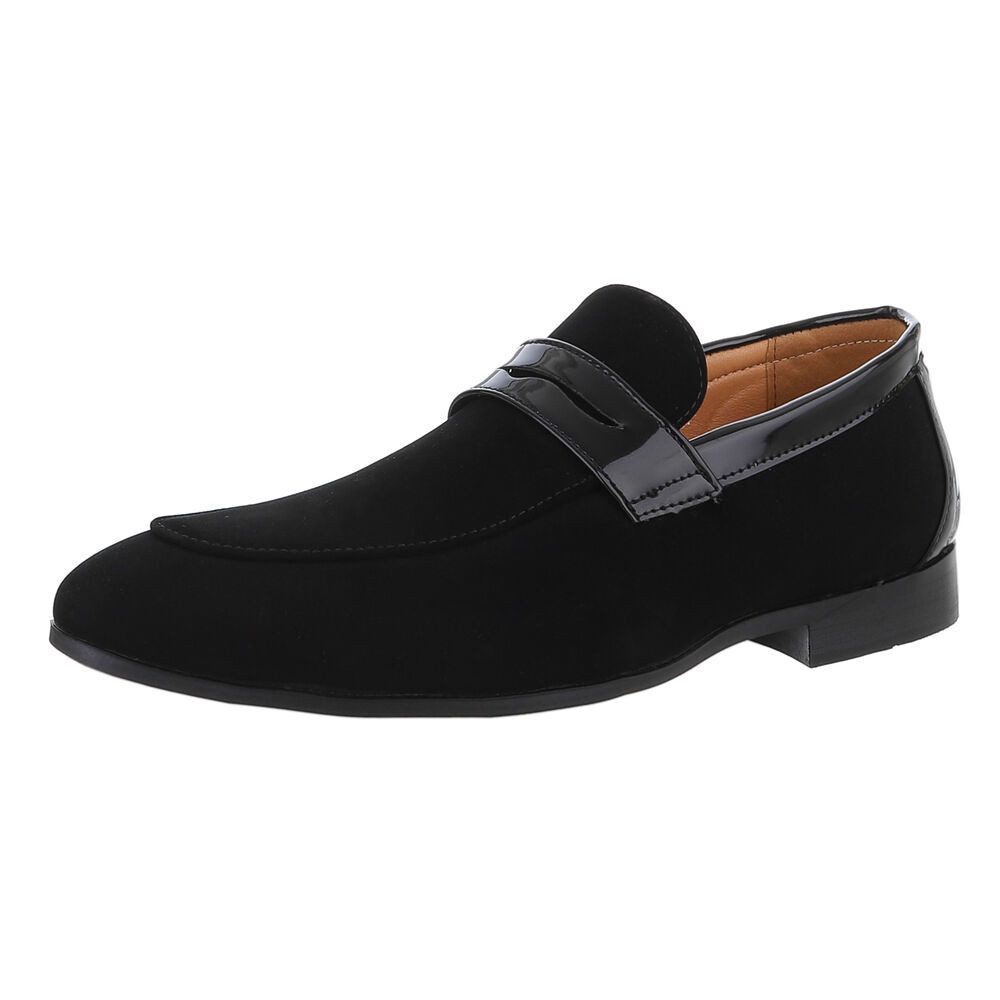 Eleganter Herrenschuh mit poliertem Detail für besondere Anlässe Slipper