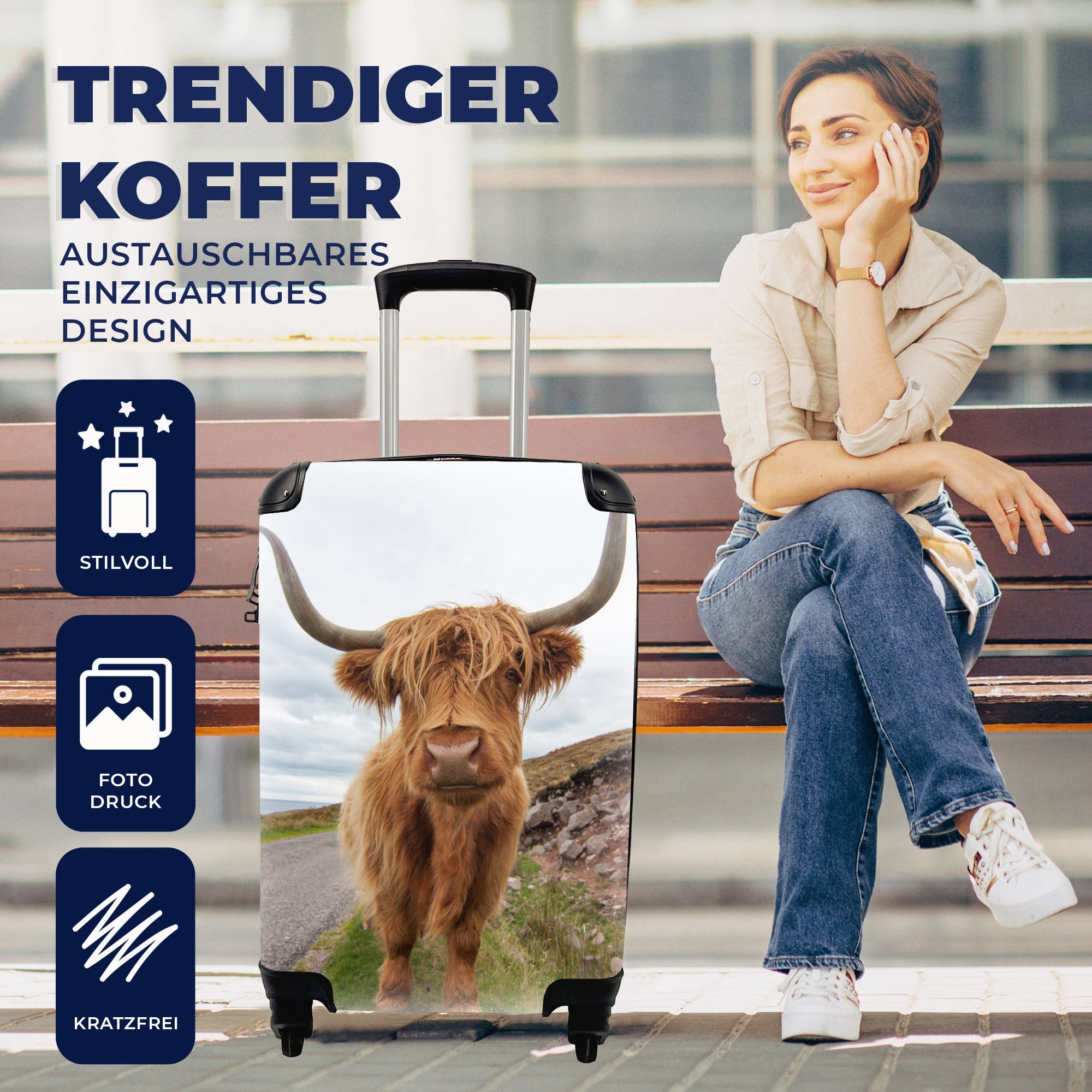 Ferien, Trolley, rollen, Schottischer - Reisetasche Handgepäckkoffer für mit 4 Hörner Handgepäck Berg, - Rollen, Highlander Reisekoffer MuchoWow