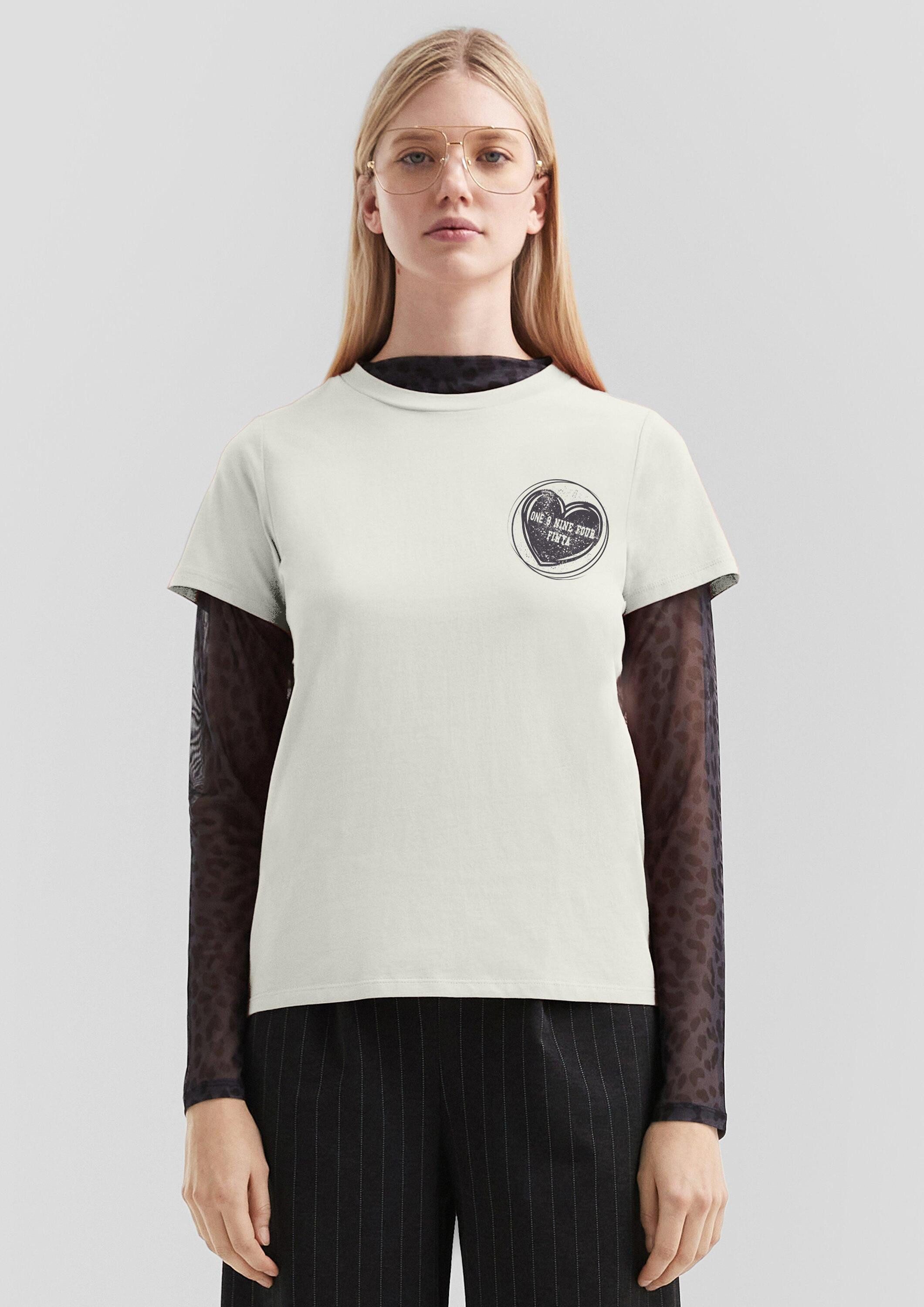 QS Kurzarmshirt T-Shirt Baumwollshirt mit kleinem Frontprint