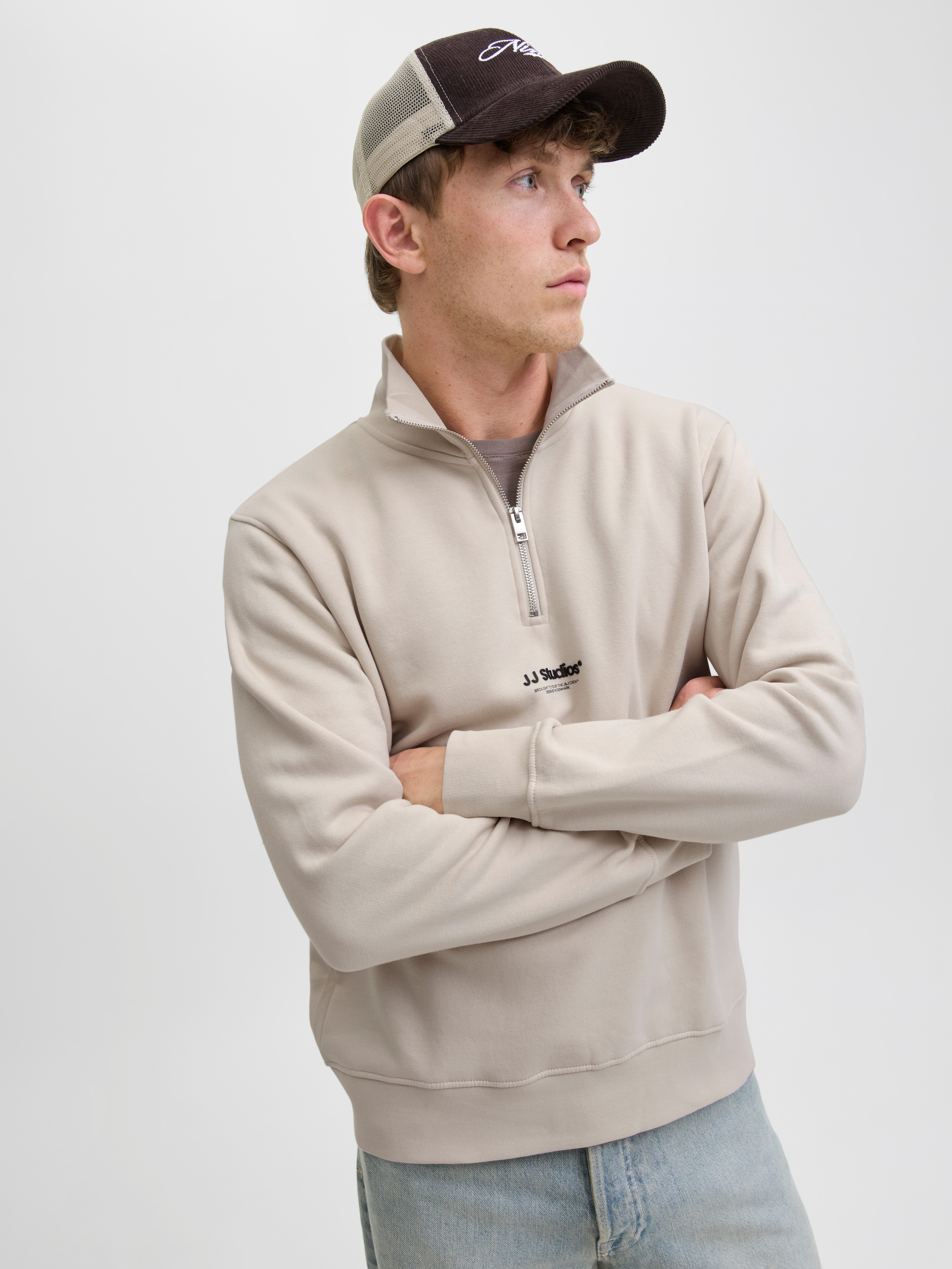 Jack & Jones Sweatshirt JJESOHO SWEAT QUARTER ZIP HN NOOS Baumwollmischung, relaxed fit