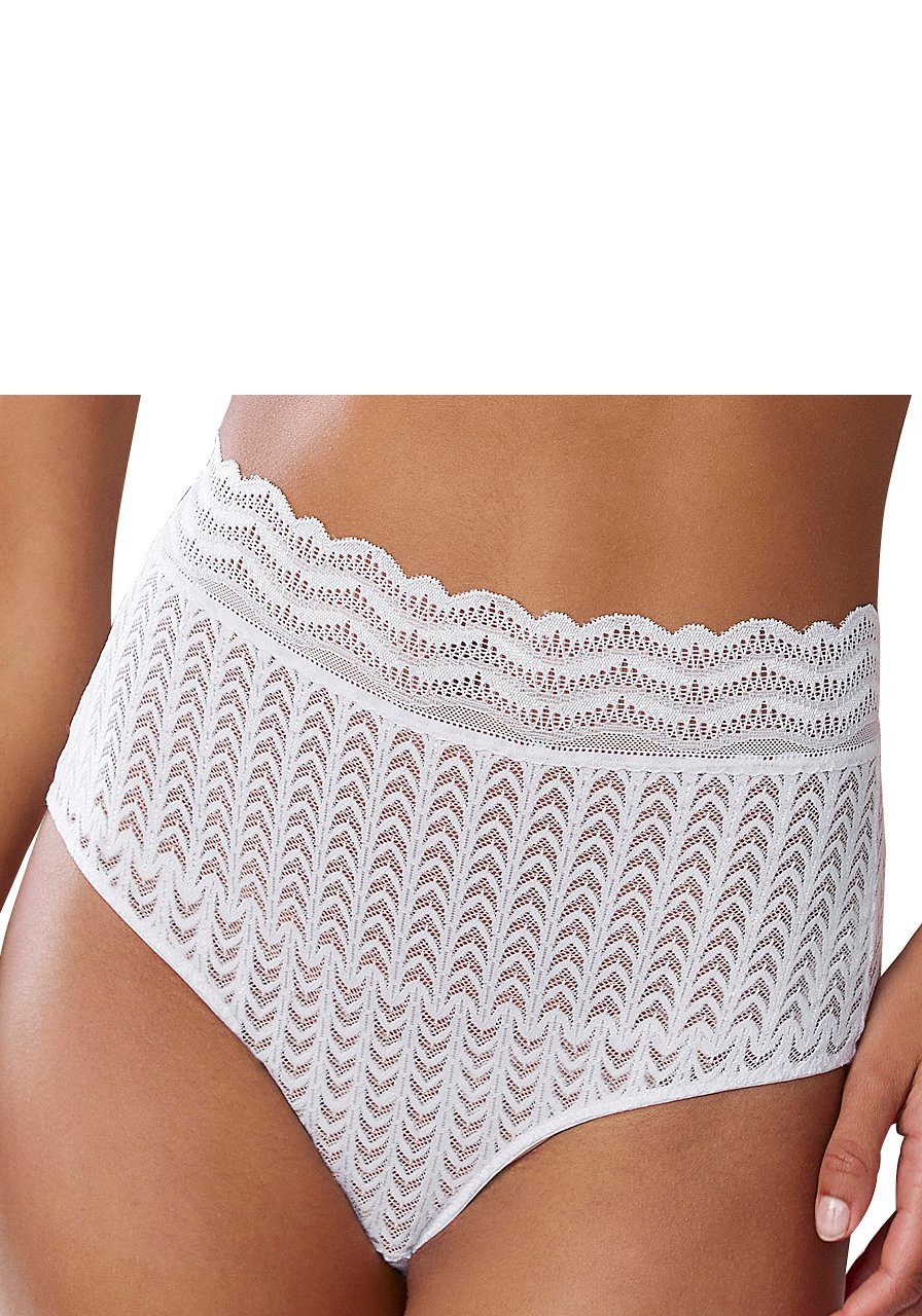 s.Oliver in transparenter Optik graphischer Spitze aus High-Waist-Slip white