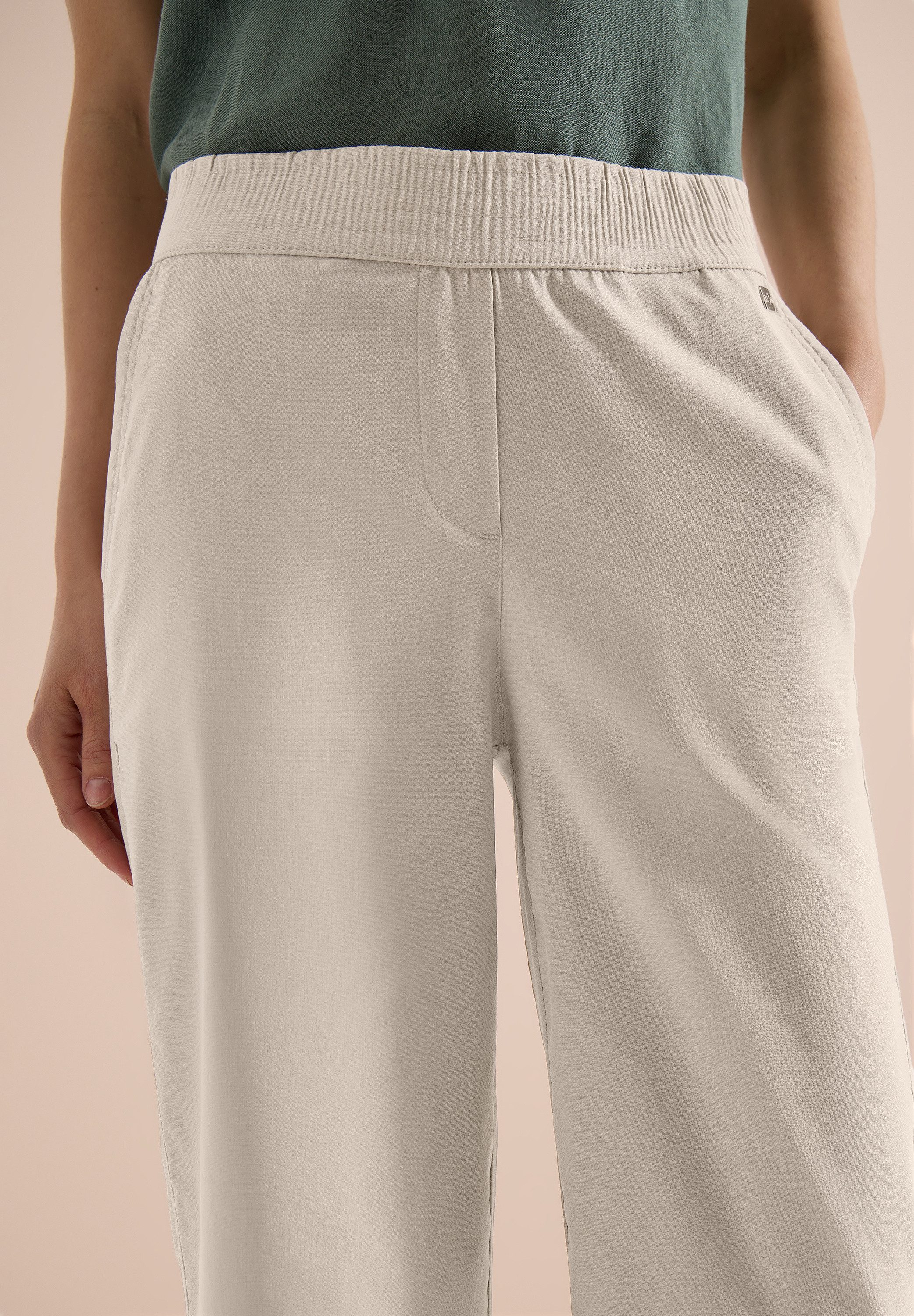 CECIL Stoffhose Style Neele im Loose Fit und mit Stretch