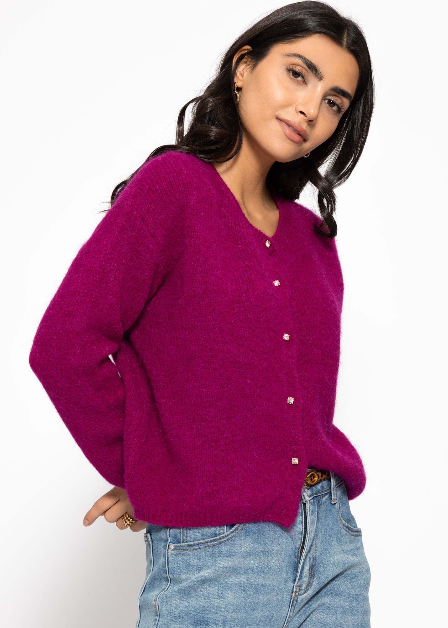 SASSYCLASSY Cardigan Weicher Strickcardigan mit Zierknöpfen für Damen Flauschige Strickjacke mit Rundhalsuasschnitt Flieder Grau Violett