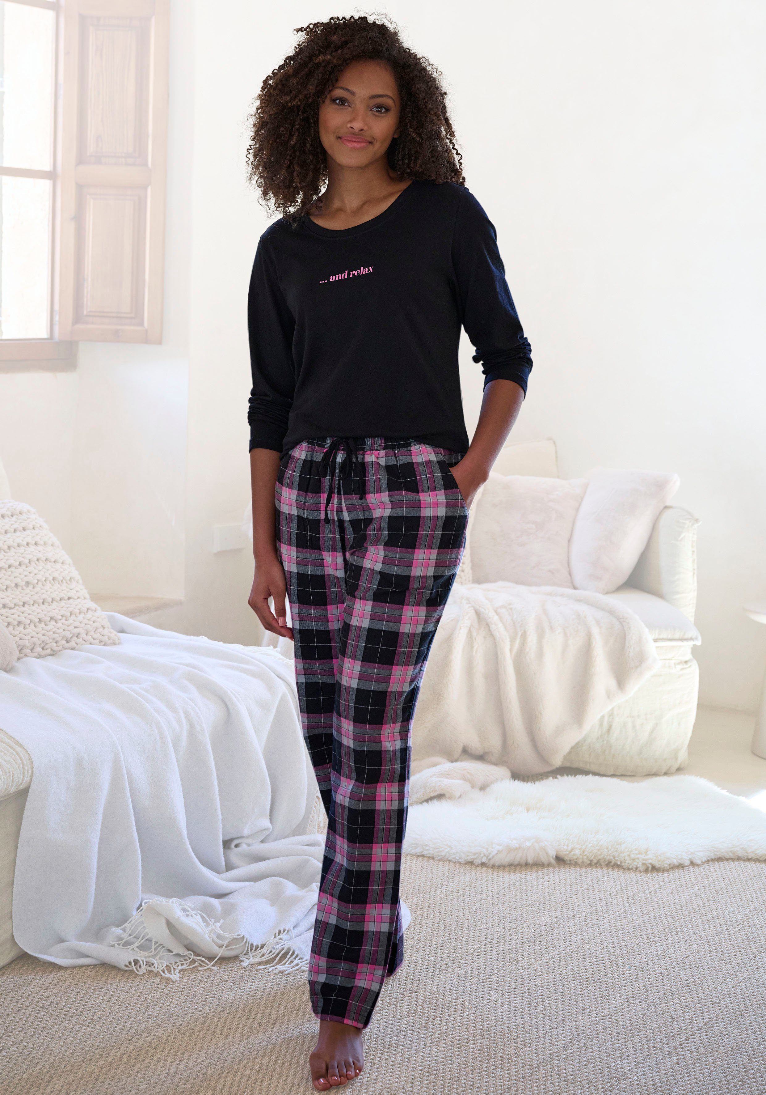 Vivance Dreams Pyjama (2 tlg) aus kuschelig weichem Flanell, Lange Hose mit  elastischem Tunnelzugbund und seitlichen Eingrifftaschen