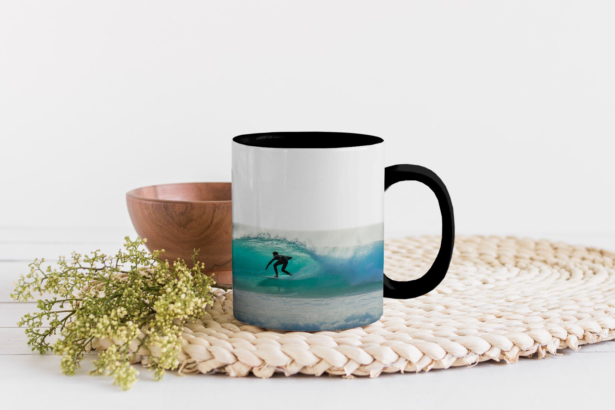 Tasse Keramik, Surfer Farbwechsel, auf Dauerwelle, einer Zaubertasse, Teetasse, Kaffeetassen, MuchoWow Geschenk