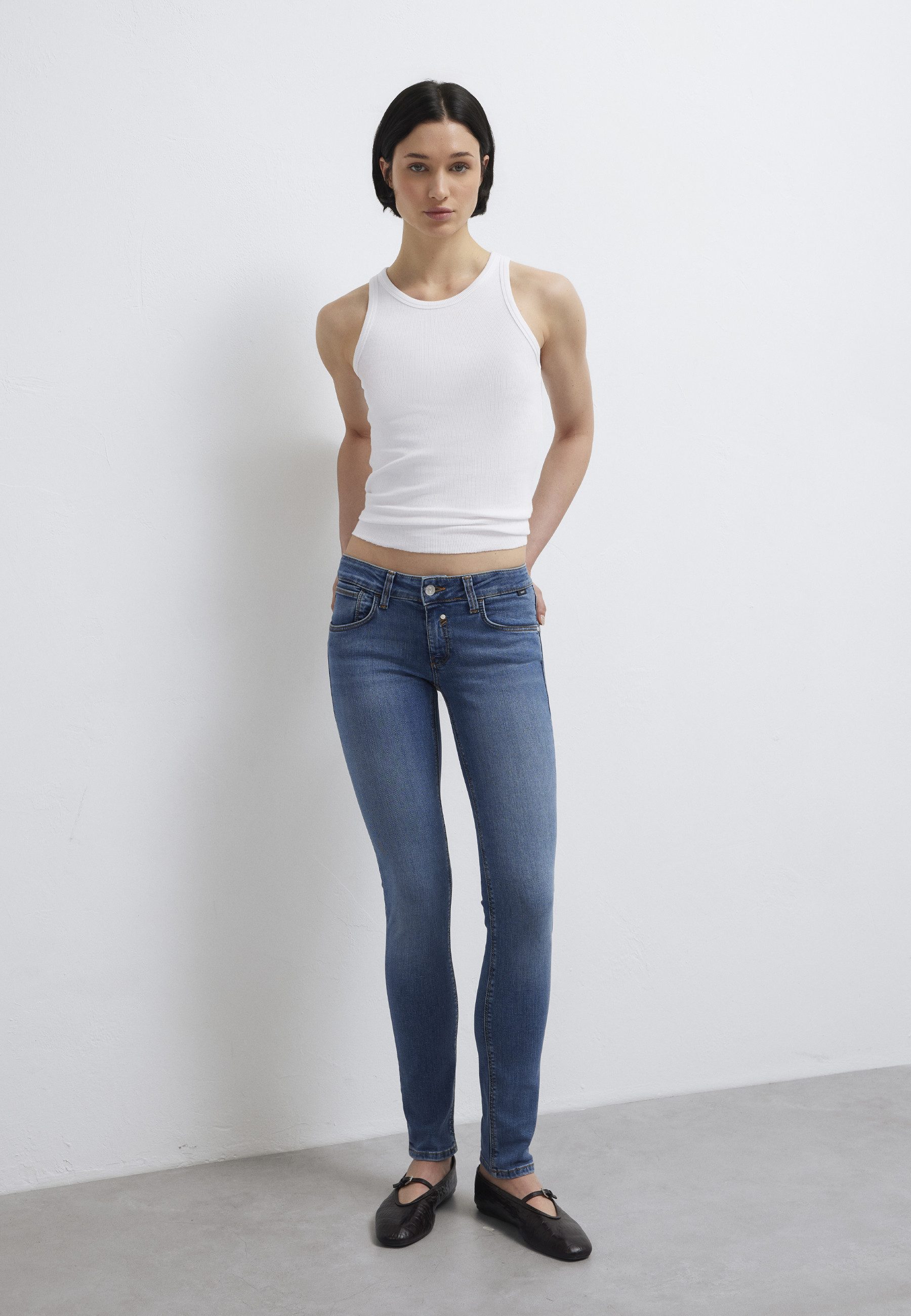Mavi Röhrenjeans LINDY schmale Form