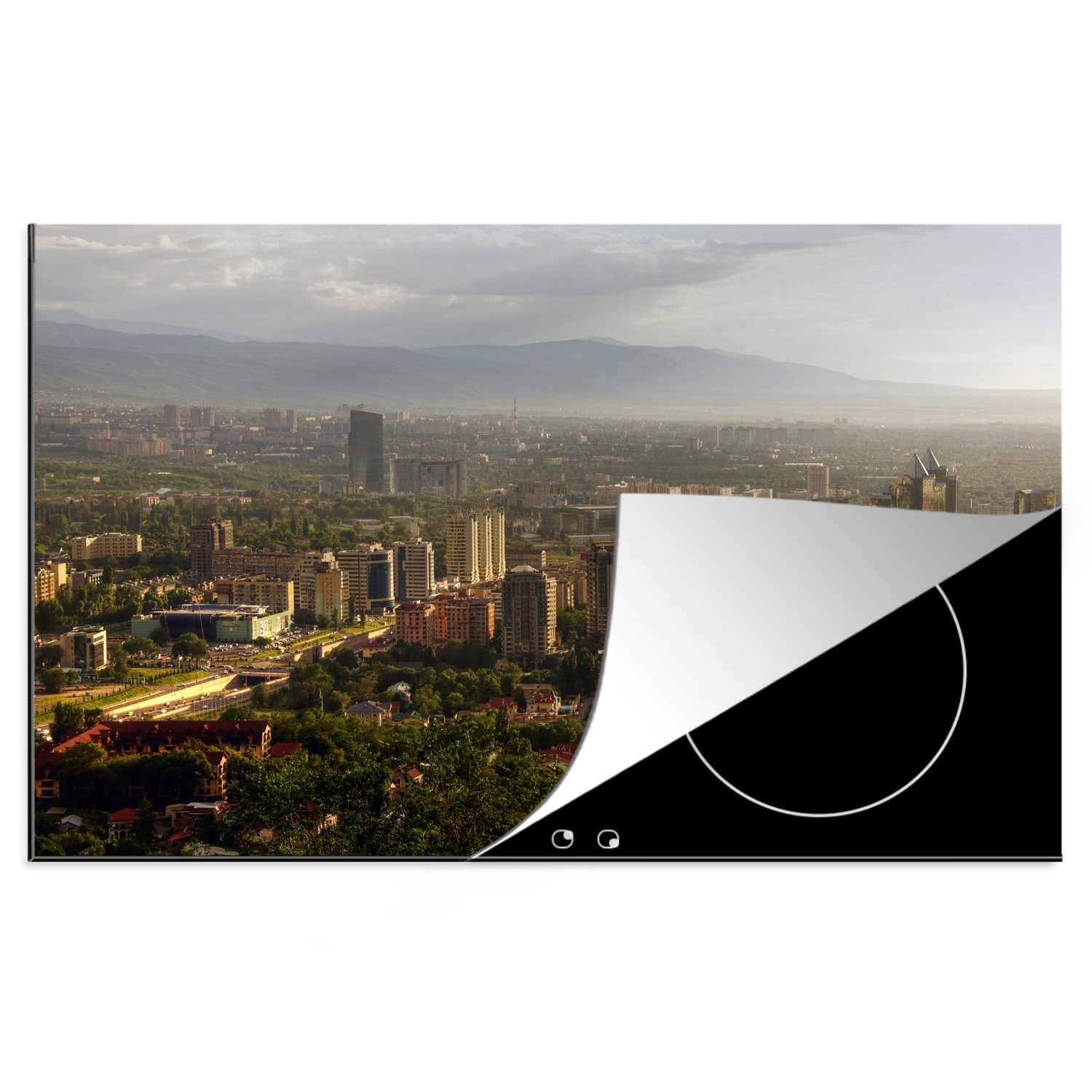MuchoWow Herdblende-/Abdeckplatte Skyline der Stadt Almaty in Kasachstan, Vinyl, (1 tlg), 81x52 cm, Induktionskochfeld Schutz für die küche, Ceranfeldabdeckung | Herdabdeckplatten