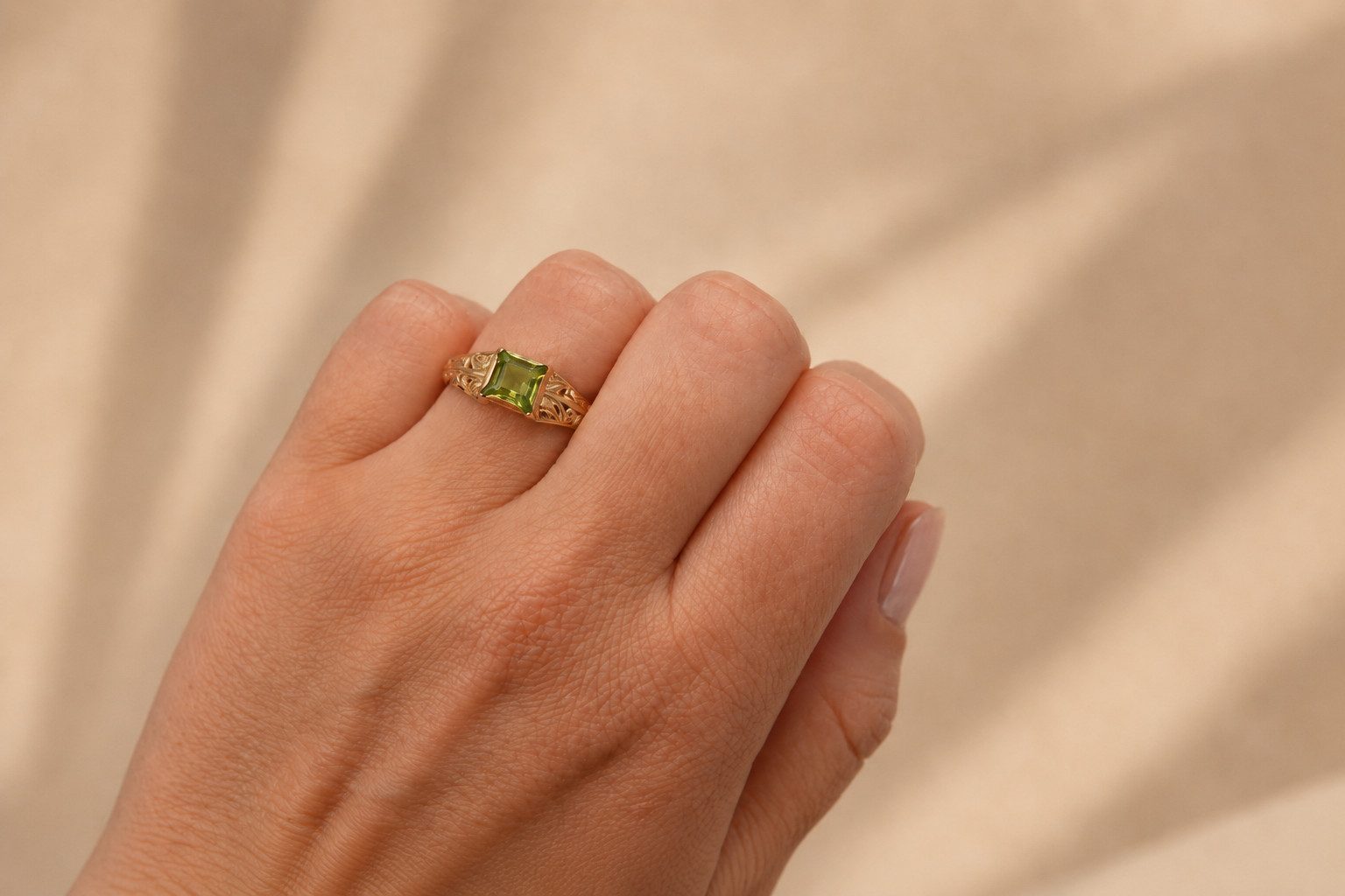 Sogni d'oro Goldring mit Peridot, Gelbgold 375