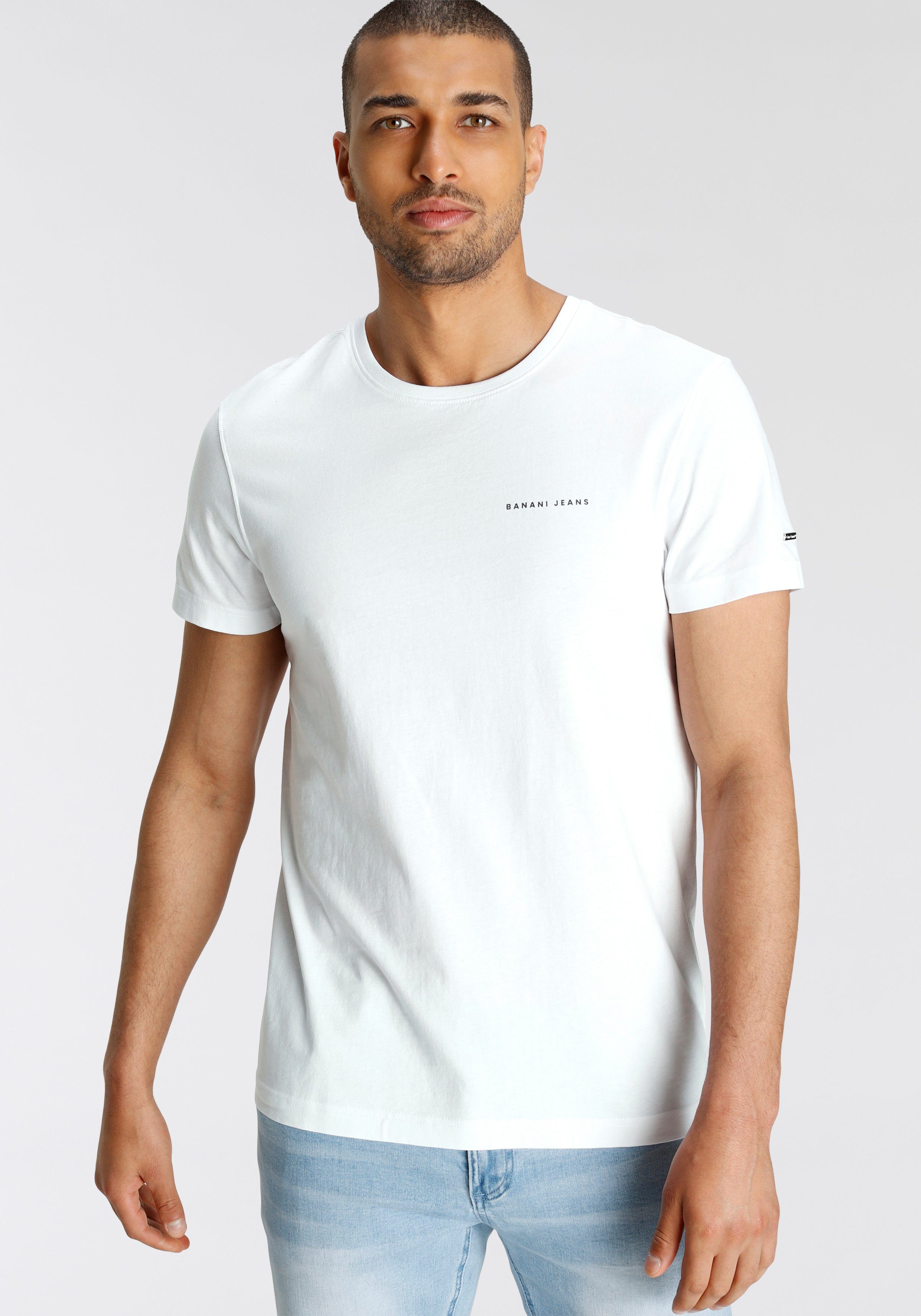 Bruno Banani mit T-Shirt coolem weiß Rückenprint