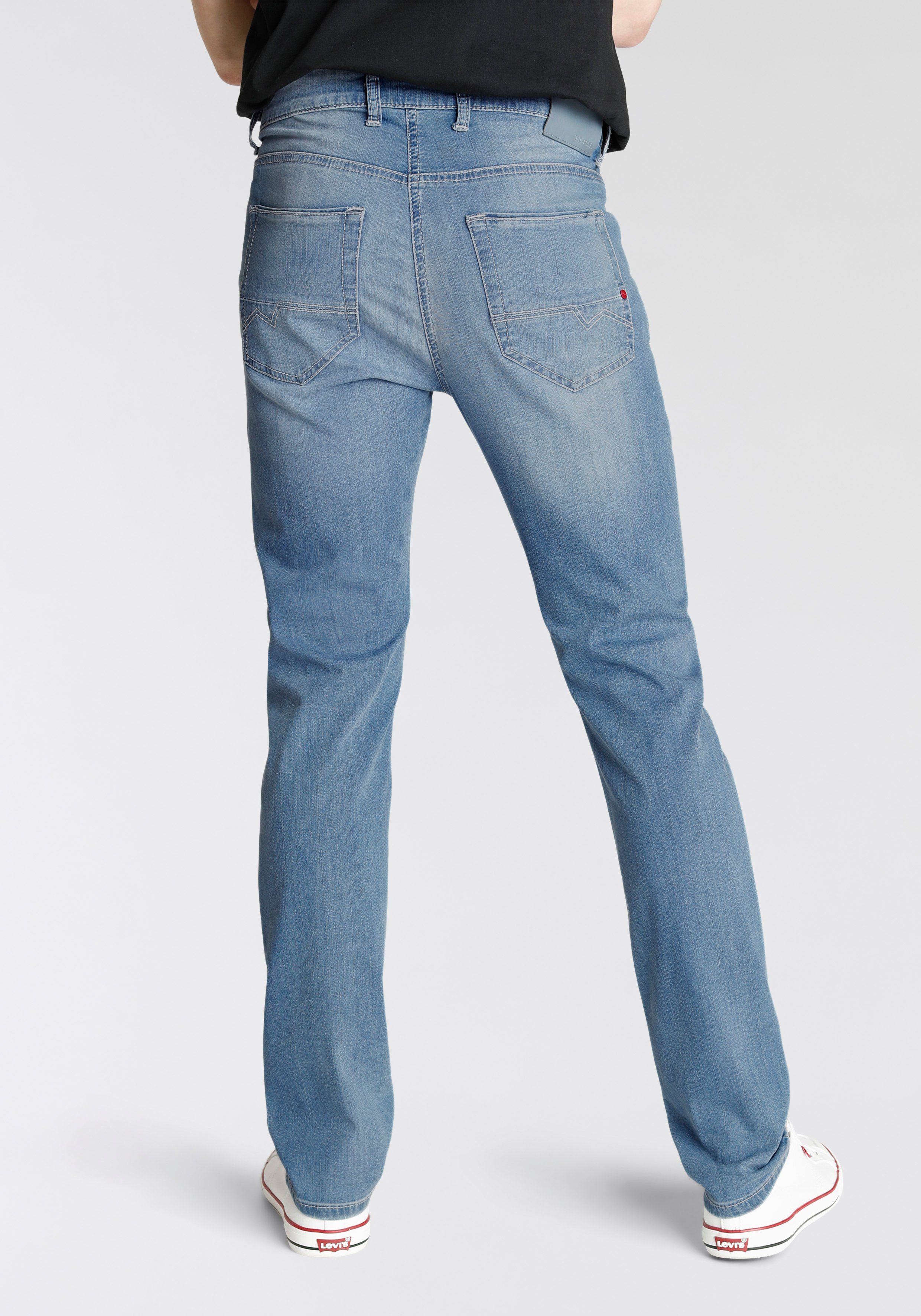 MAC Slim-fit-Jeans Arne-Pipe light schmaler figurbetonender günstig online kaufen