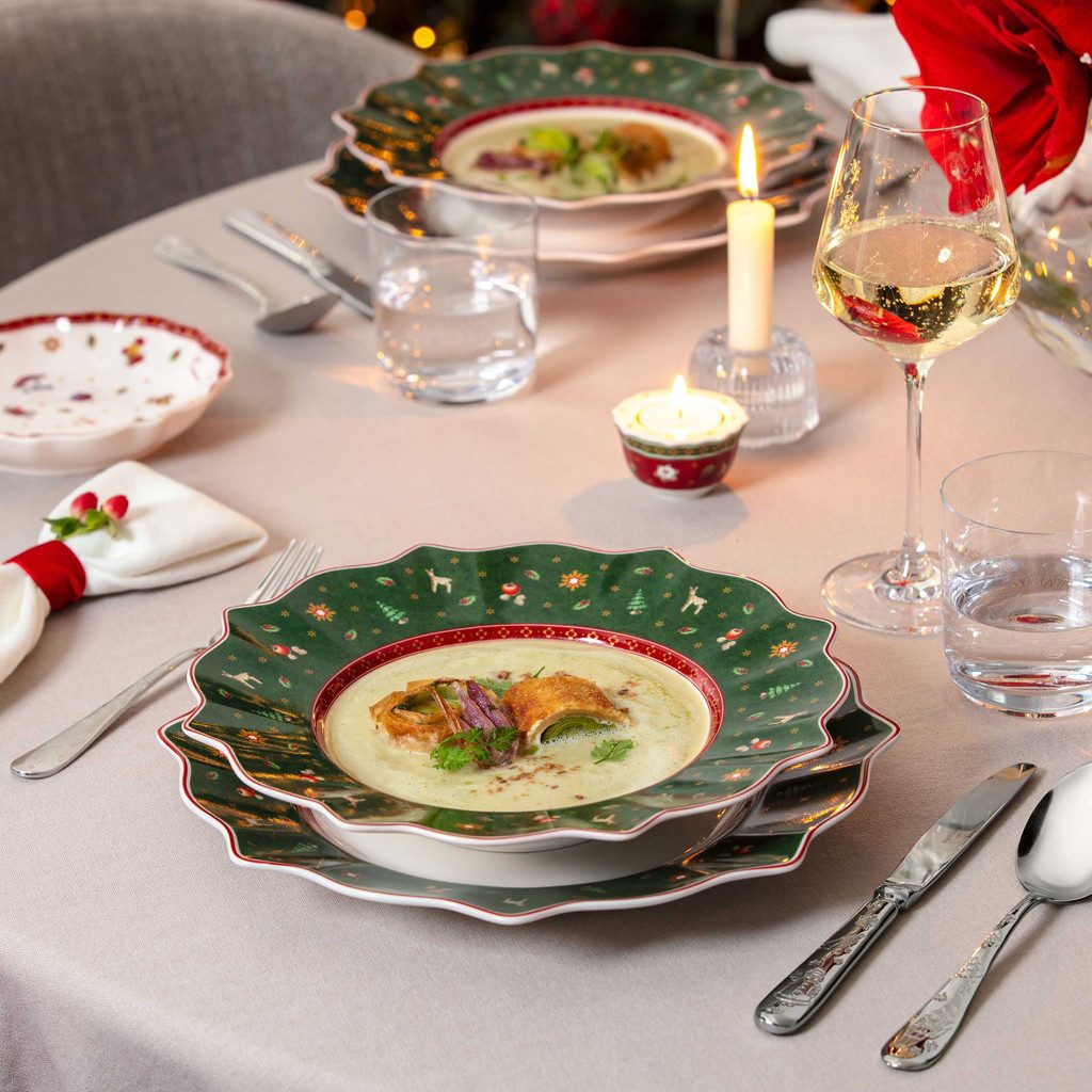 Villeroy & Boch Suppenteller Toy's Delight Suppenteller, (1 St), Premium Porcelain, 1 Stck, Handw., mikrow.sicher
