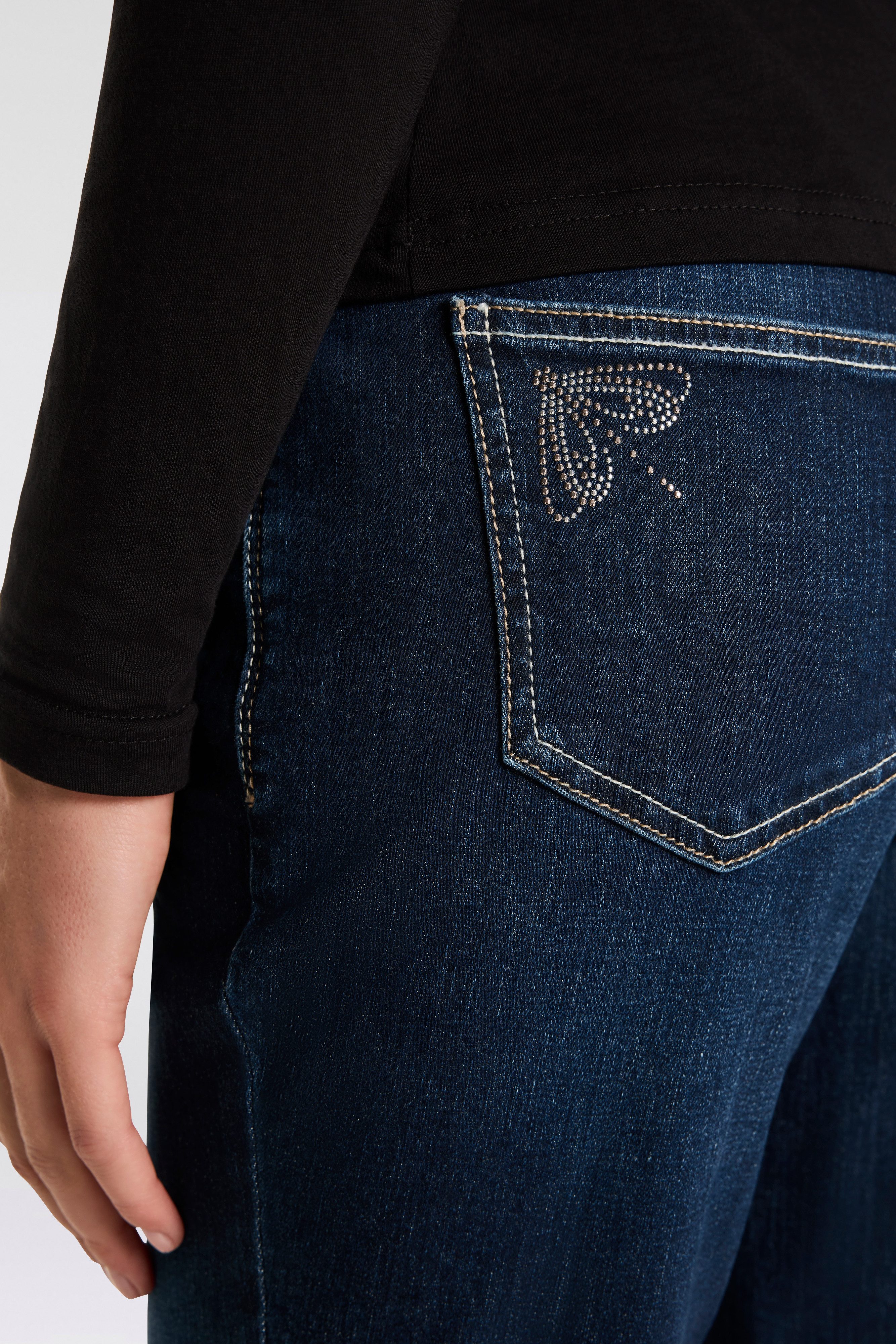 MAC Gerade Jeans MELANIE dragon-fly Dekoratibe Nietendetails auf der hinteren Tasche