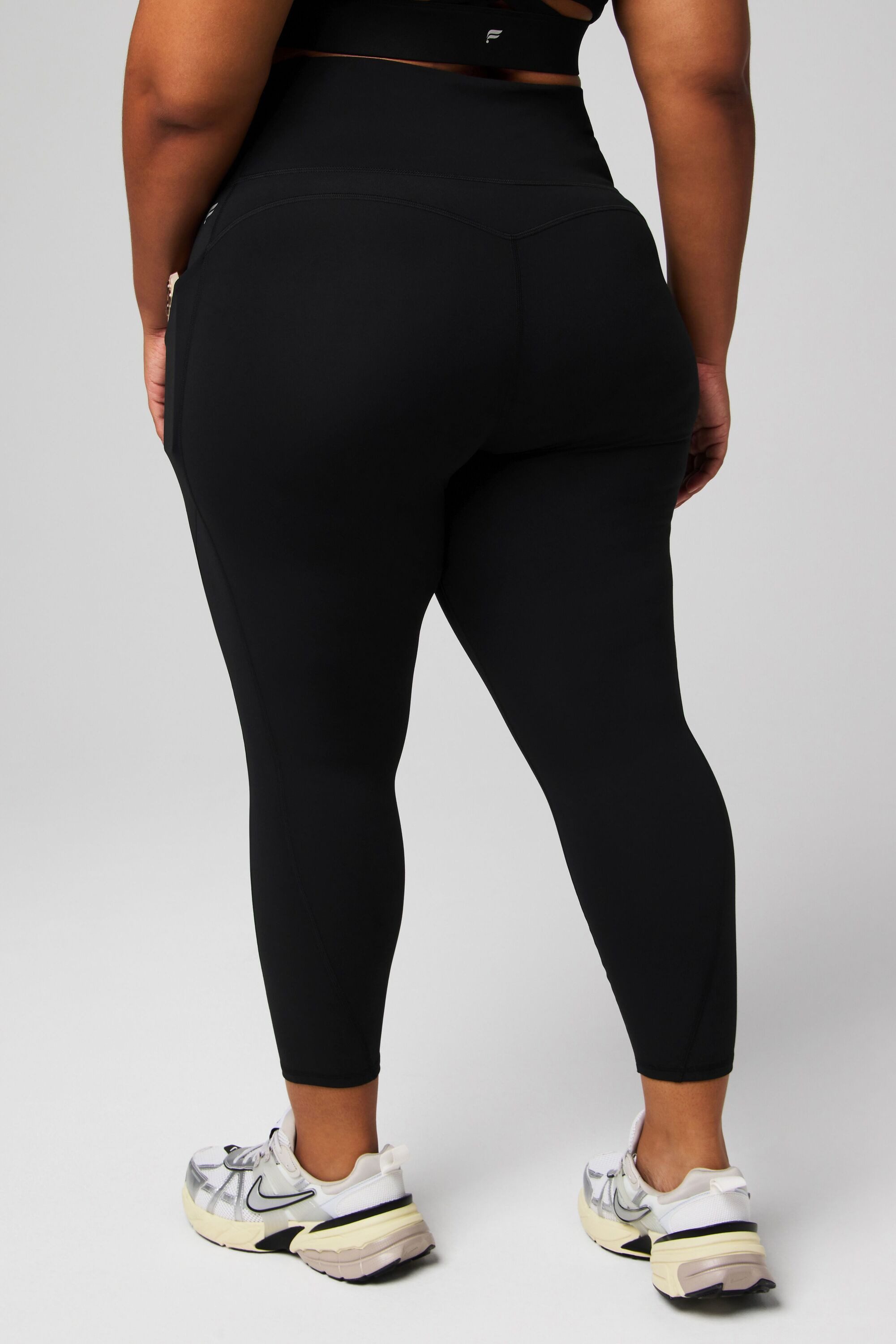 Fabletics Leggings Oasis PureLuxe High-Waisted 7/8 Leggings aus blickdichtem Stoff und mit mittlerer Kompression