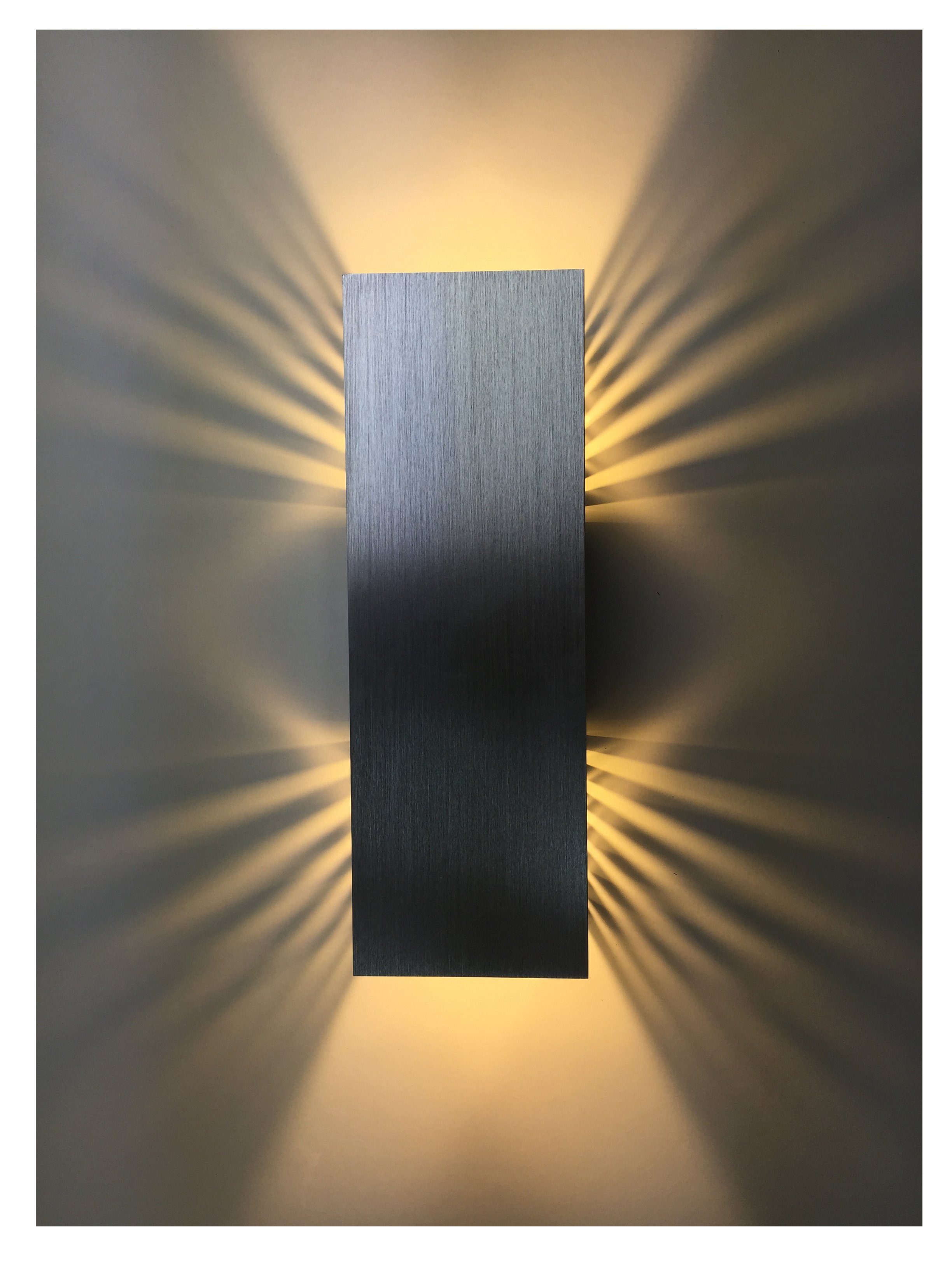 SpiceLED LED Wandleuchte ShineLED, Warmweiß (2700 K), LED fest integriert, Warmweiß, 30 Watt, Lichtfarbe warmweiß, dimmbar, indirekte Beleuchtung mit Schatteneffekt, Up & Down Licht