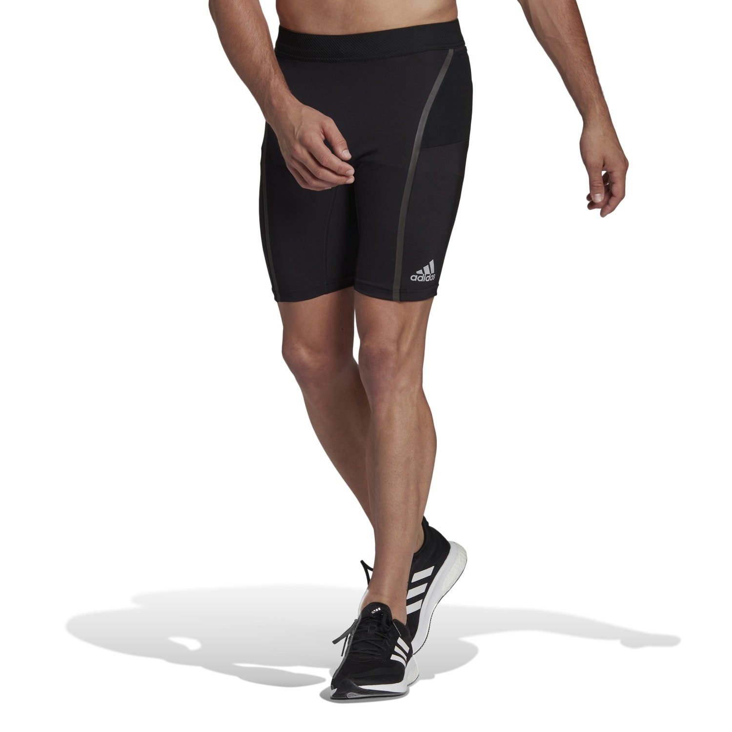 adidas Performance Laufhose Tight Saturday Half (enganliegend, Gesässtasche) kurz schwarz Herren