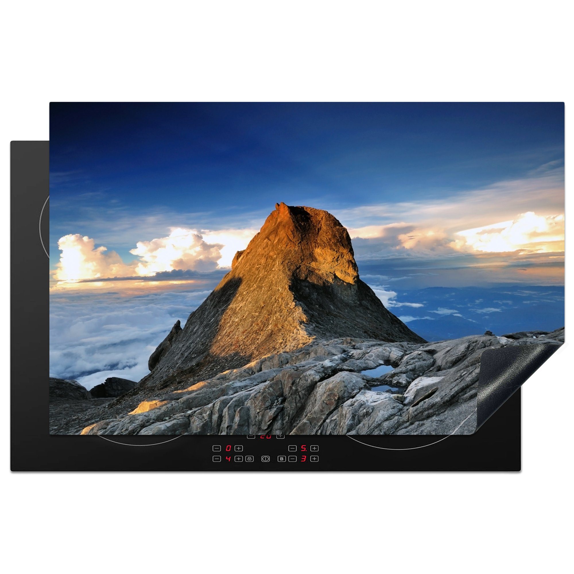 MuchoWow Herdblende-/Abdeckplatte Mount Kinabalu - Spitze - Wolken, Vinyl, (1 tlg), 81x52 cm, Induktionskochfeld Schutz für die küche, Ceranfeldabdeckung