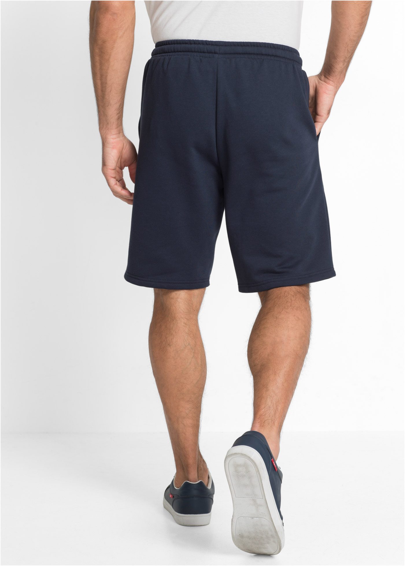 bonprix Sweatbermudas (1-tlg) elastischer Bund und seitlichen Einstecktaschen