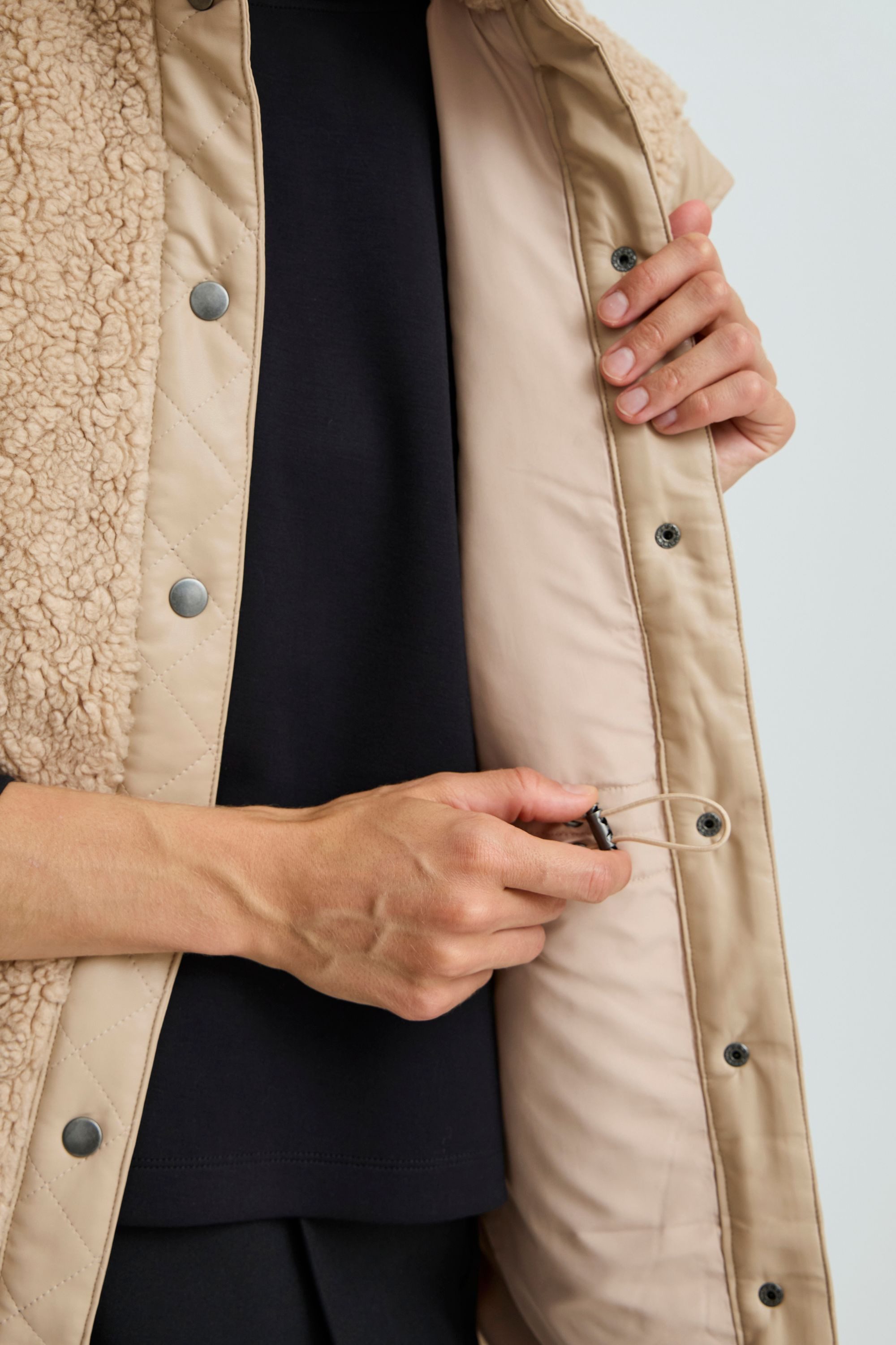 b.young Frackweste BYANAMAJ WAISTCOAT - OUTERWEAR