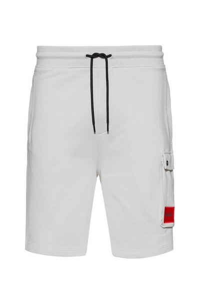 HUGO Jogginghose »Baumwoll-Shorts aus French-Terry mit rotem Logo-Label« (1-tlg)