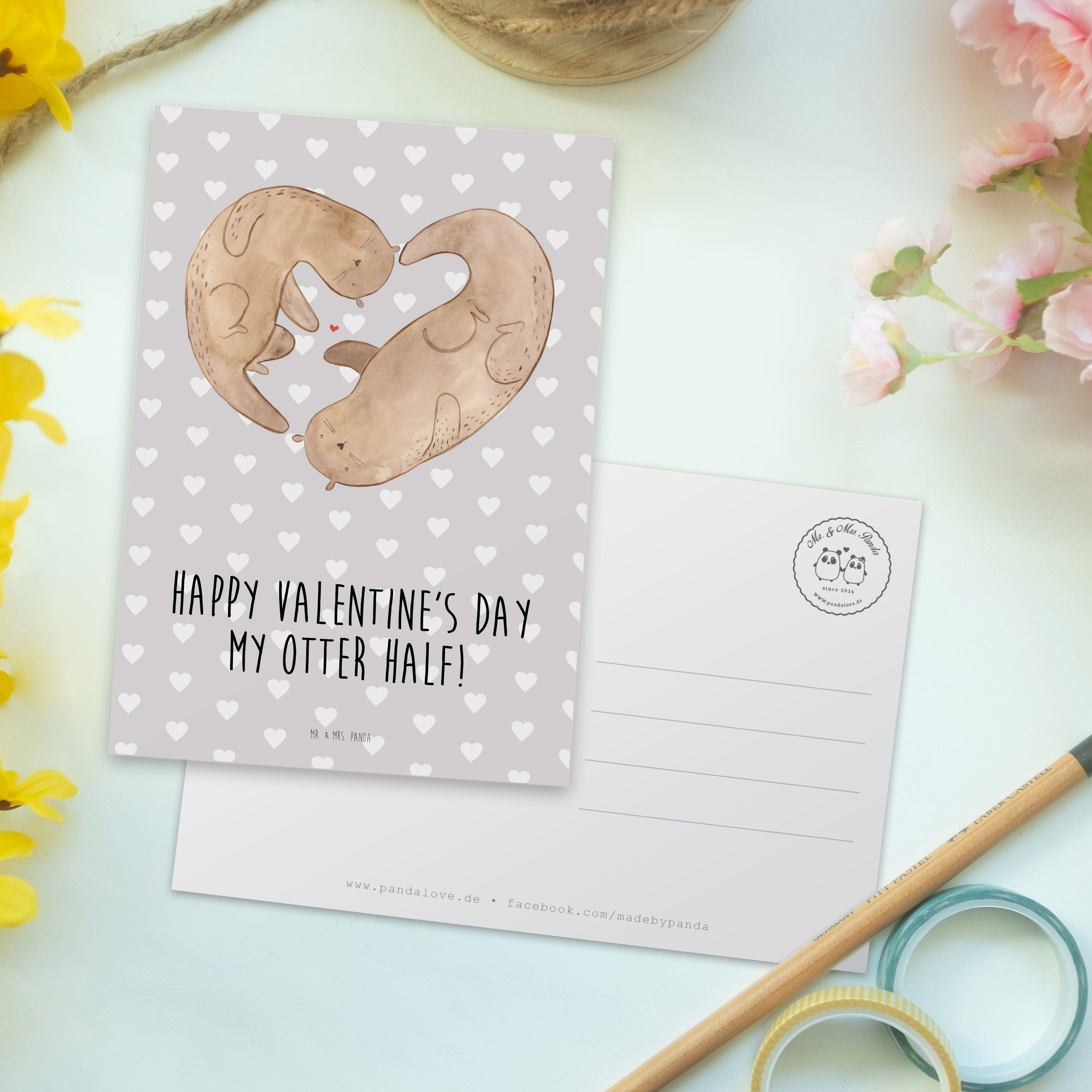 Geschenk, Ehe Valentine - Mr. Panda Freund, Geschenkkarte, Otter Pastell Postkarte Grau Mrs. - &