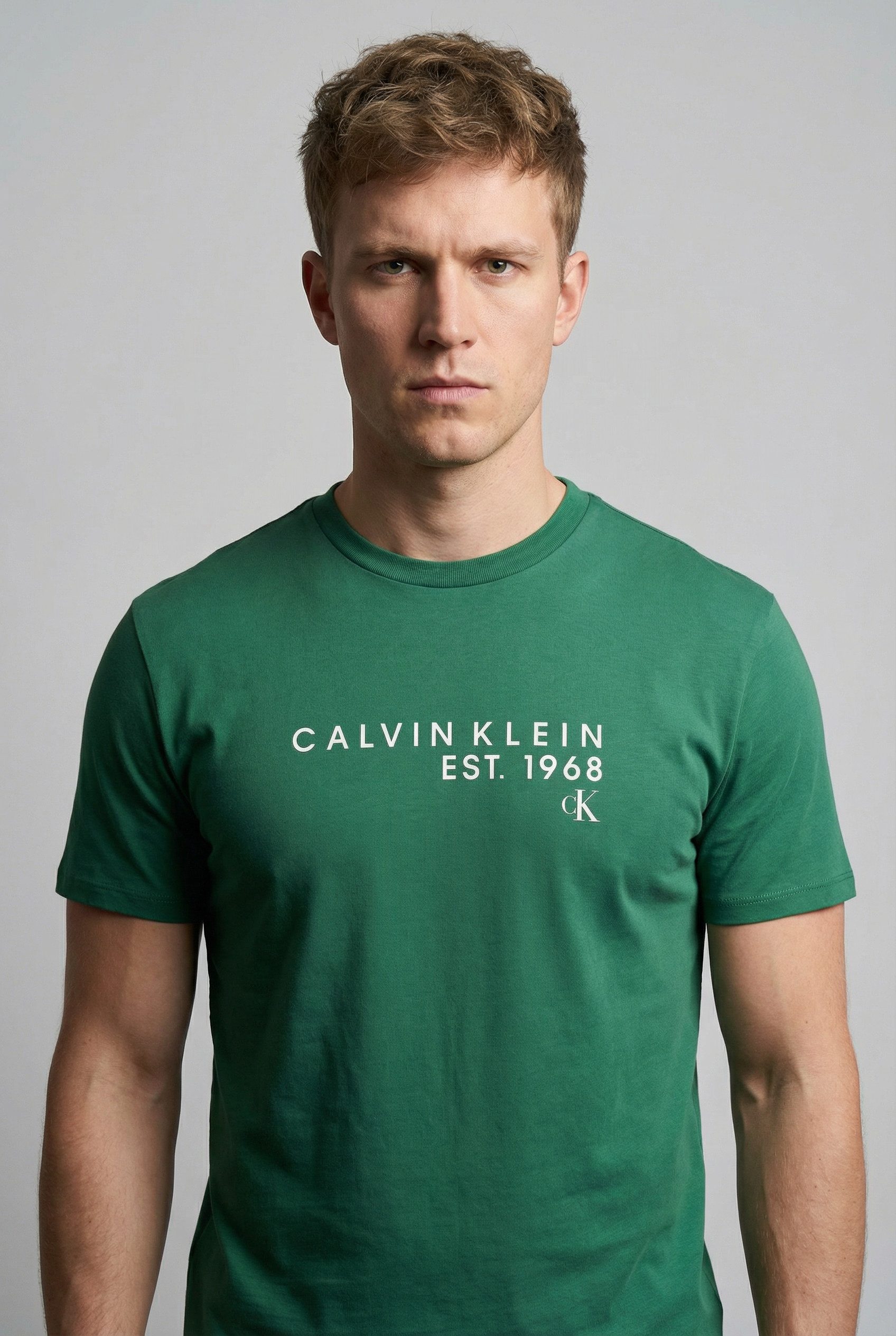 T-Shirt GRAPHIC TEE