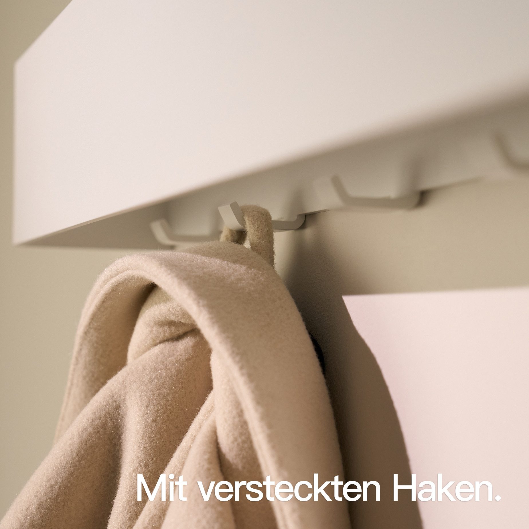 Designfabrik Hamburg Garderobenleiste, Wandgarderobe aus Metall, Garderobenhaken verdeckt