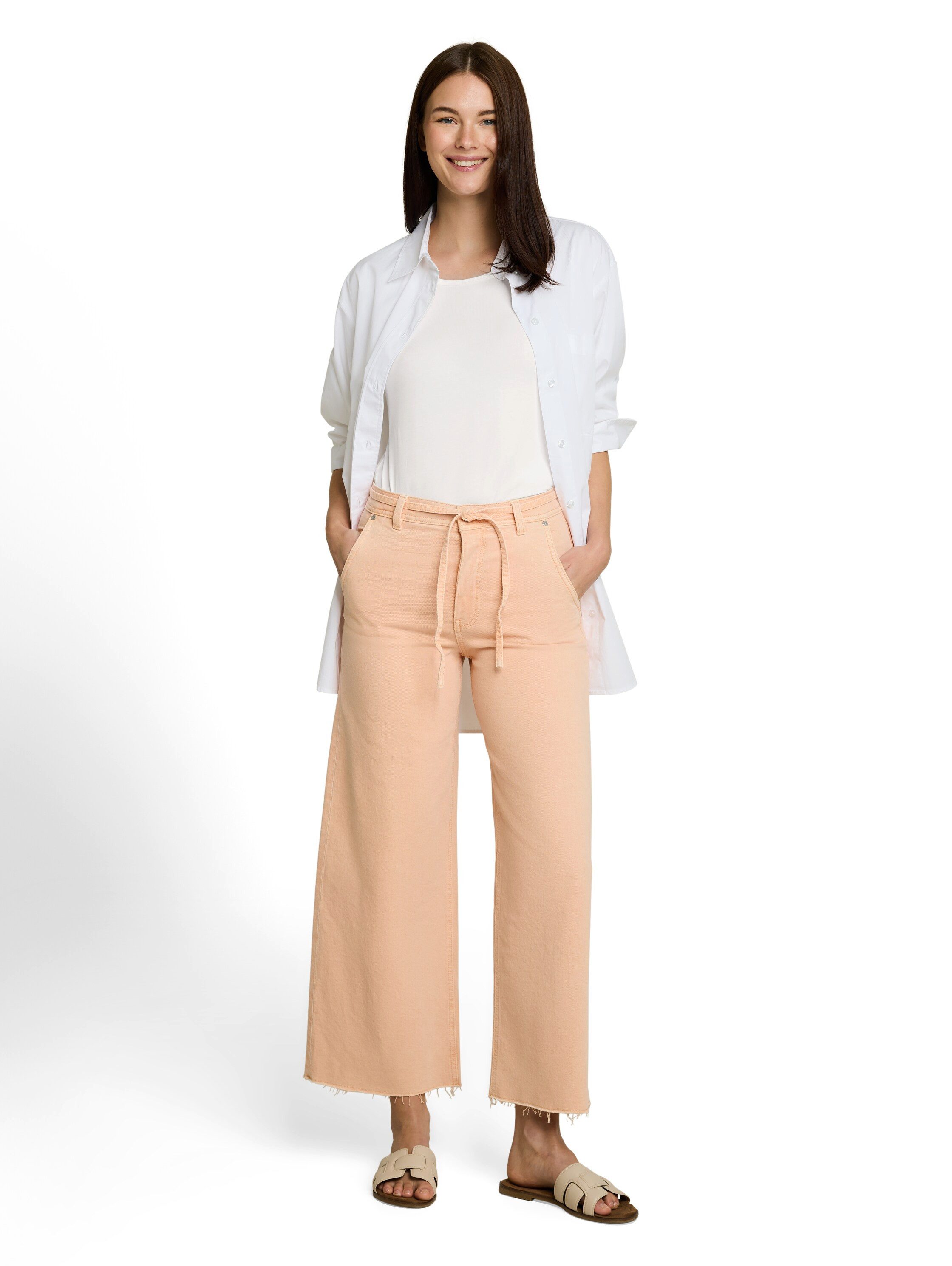 TOM TAILOR T-Shirt Sommershirt mit tiefem Rundhalsausschnitt, unifarben – Bild 4 von 5